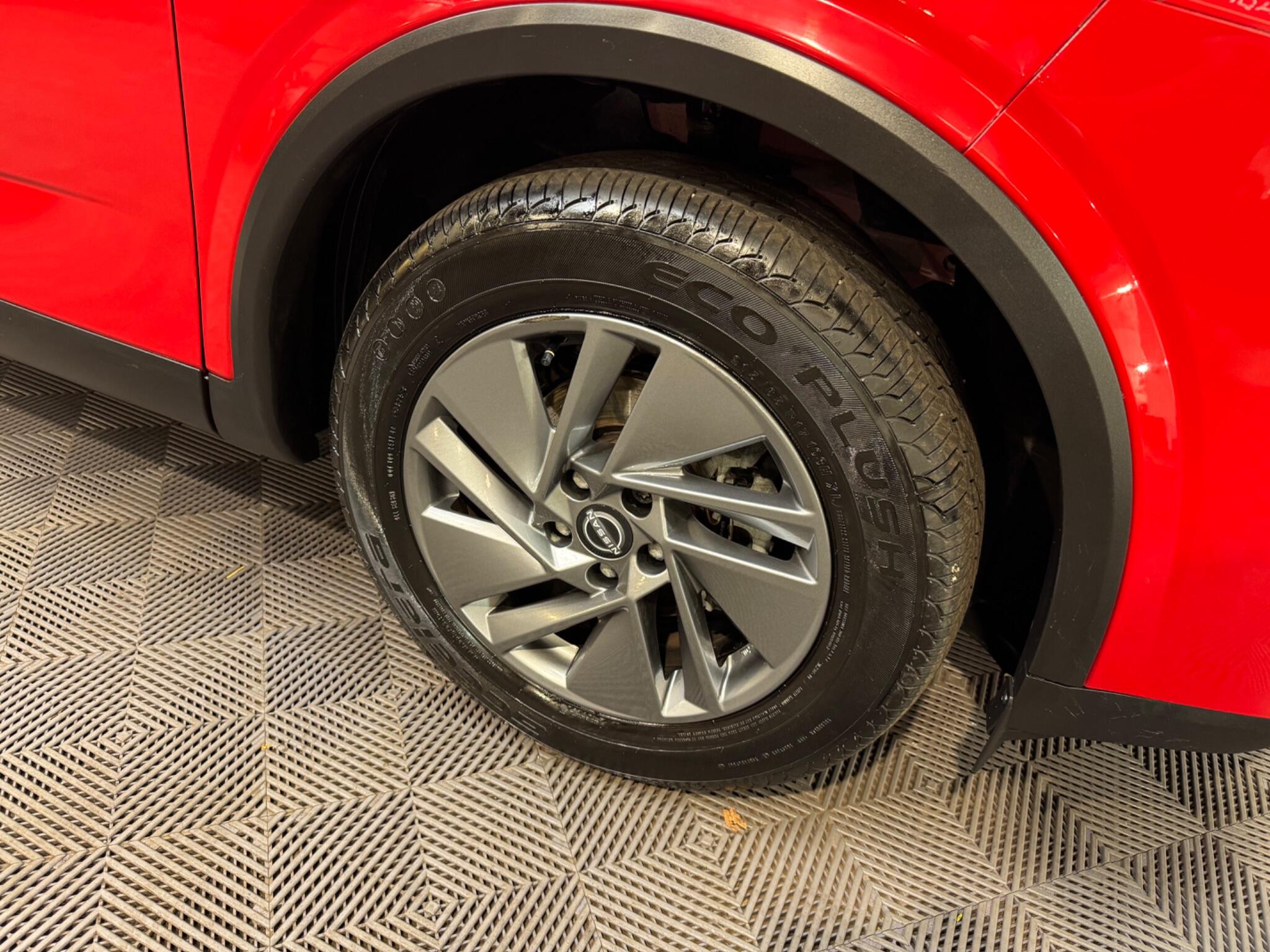 Nissan Qashqai view 18