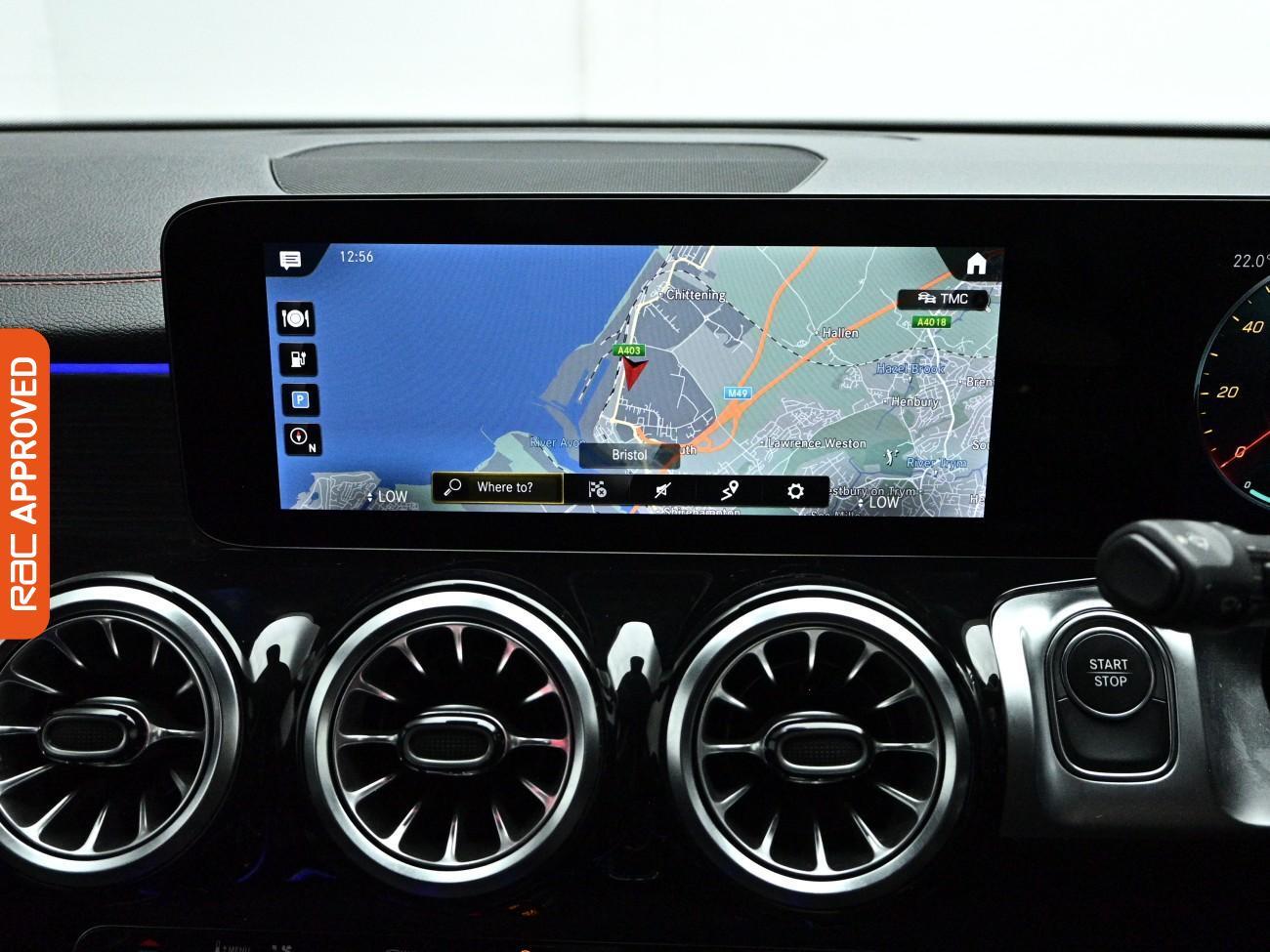 Mercedes-Benz Eqb view 3