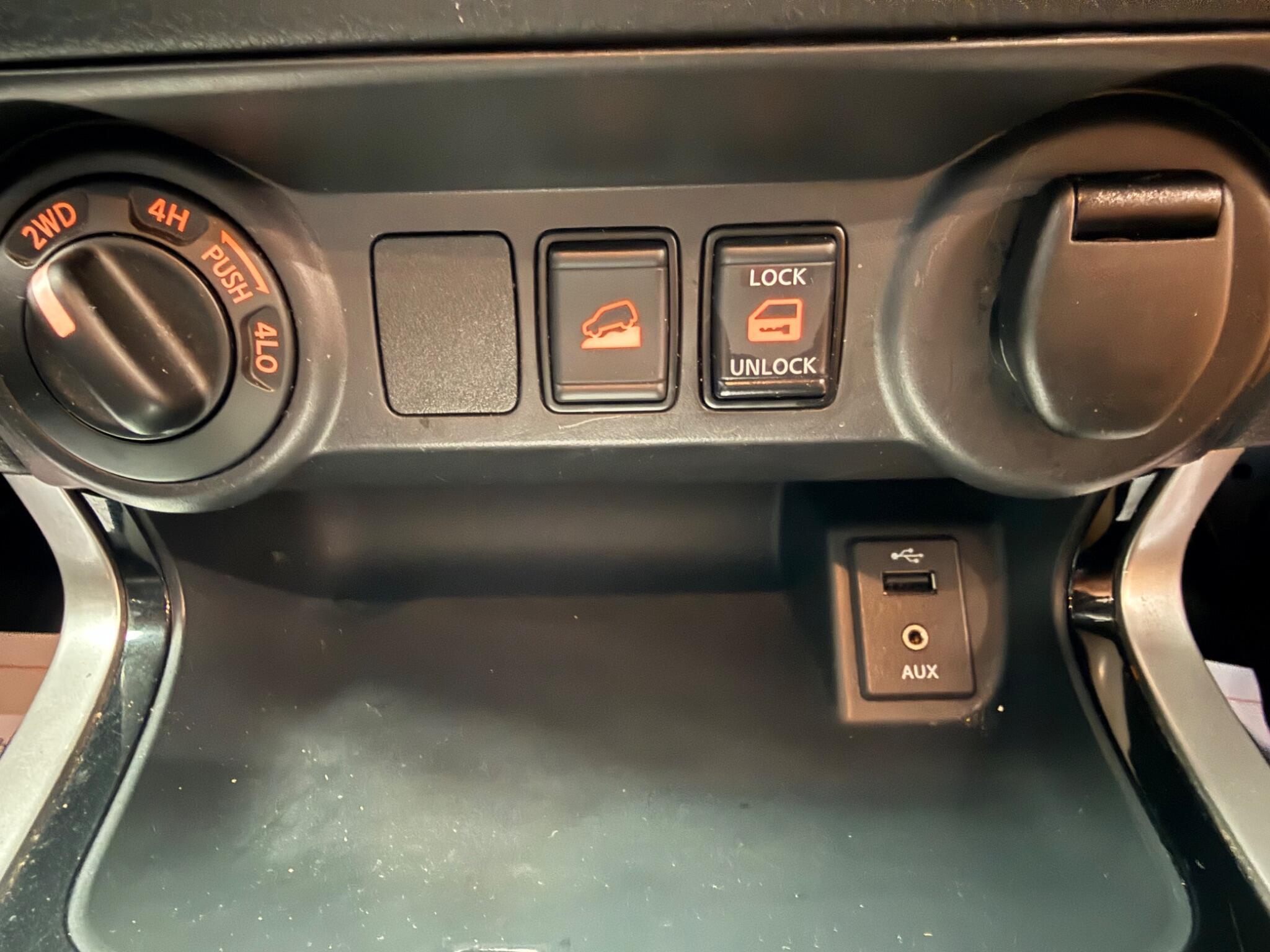 Nissan Navara view 32