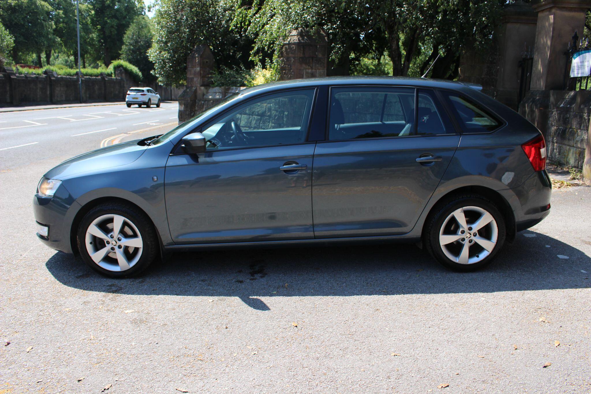 Skoda Rapid Spaceback view 6