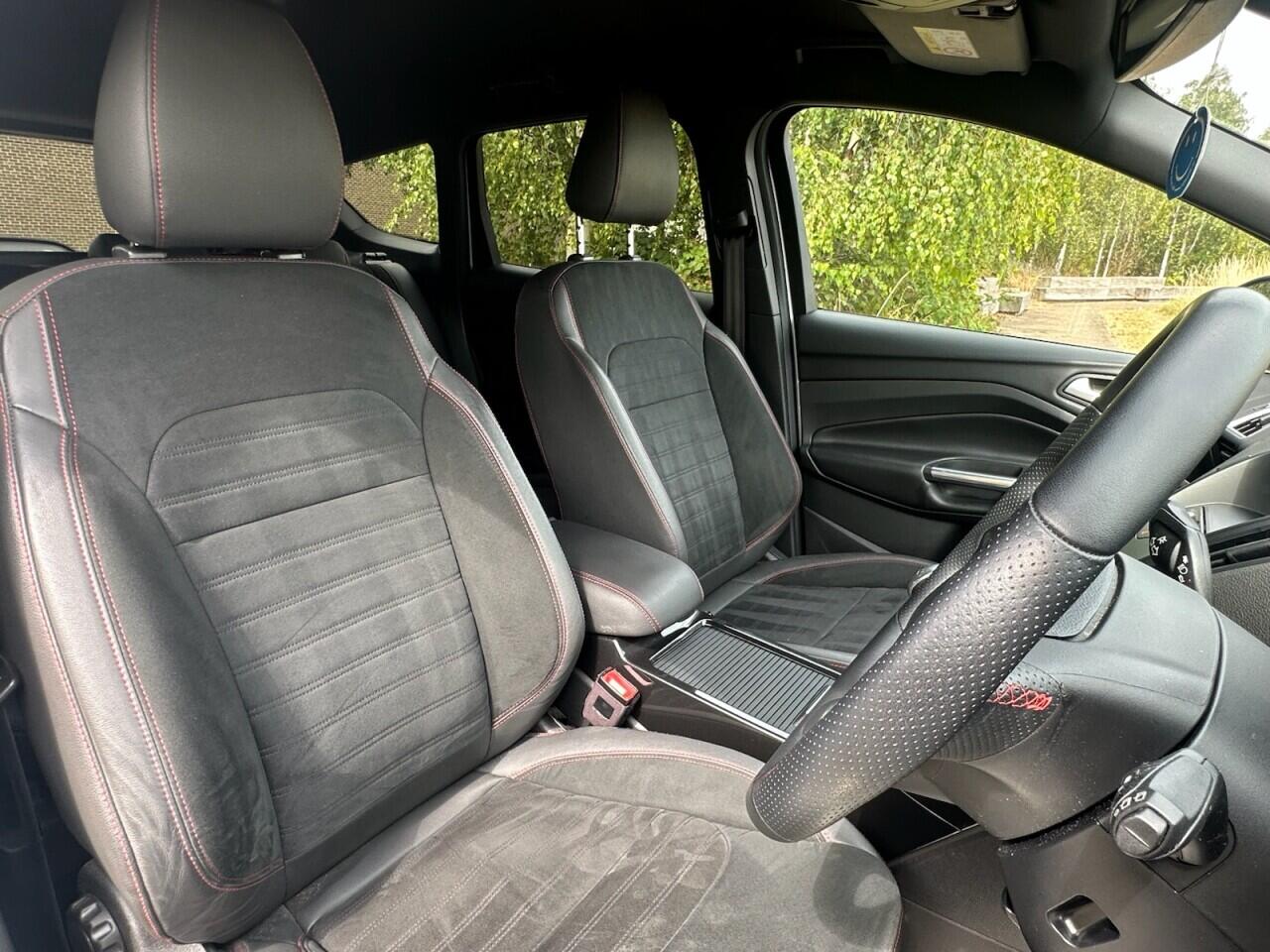 Ford Kuga view 20