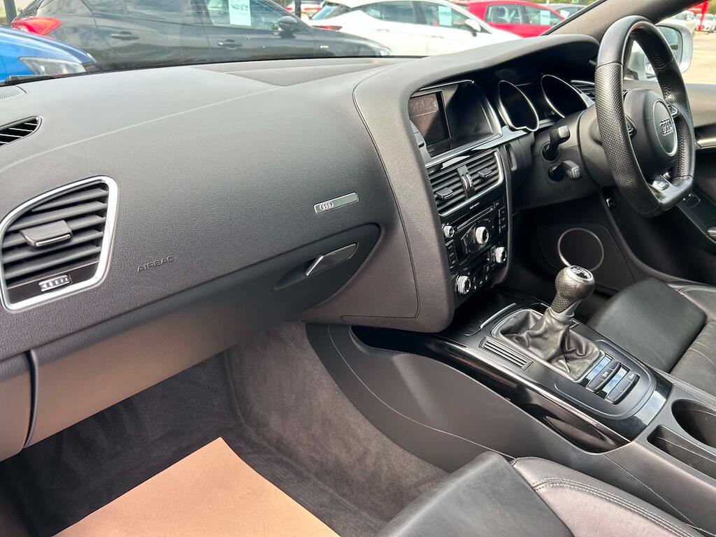 Audi A5 view 8