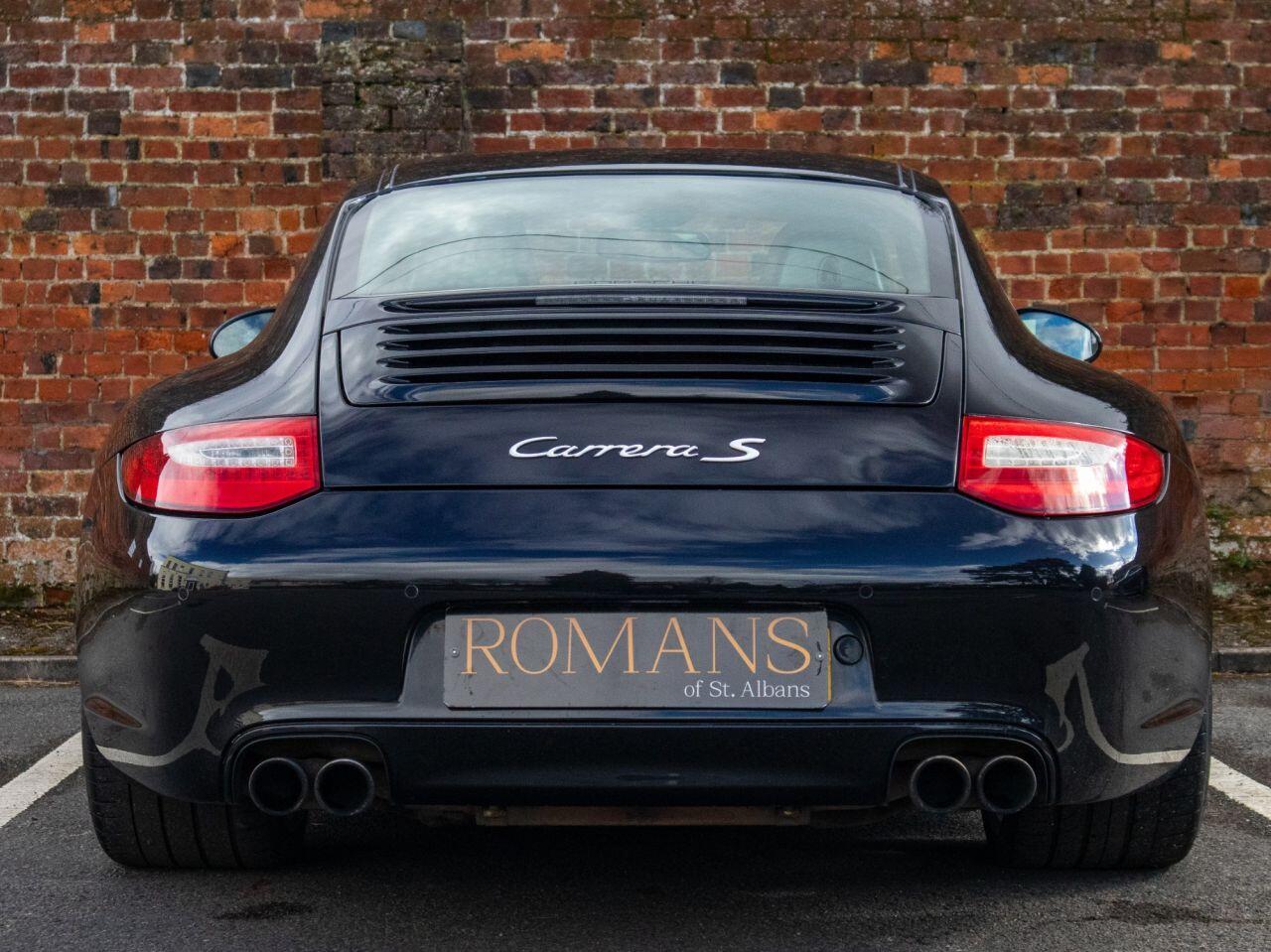 Porsche 911 view 20