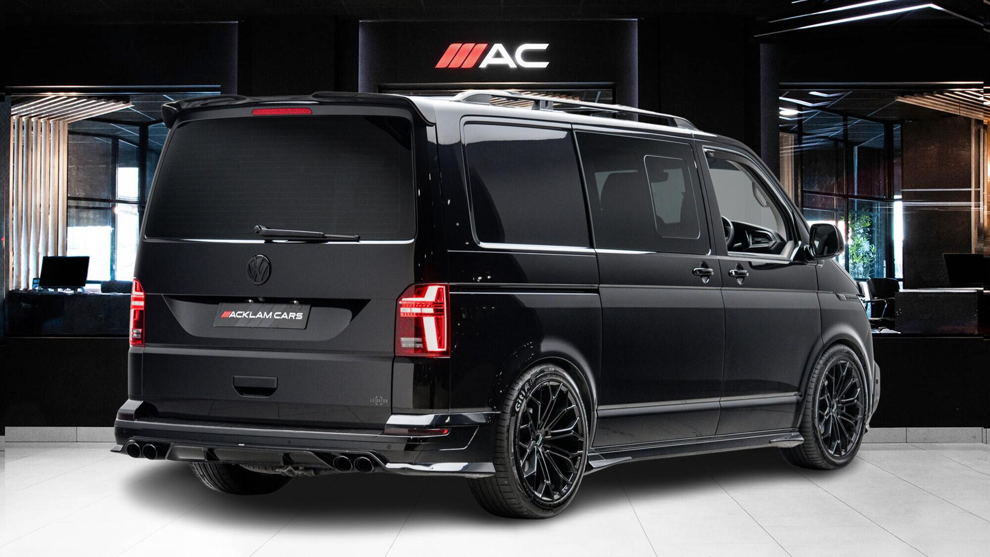 Volkswagen Transporter view 4