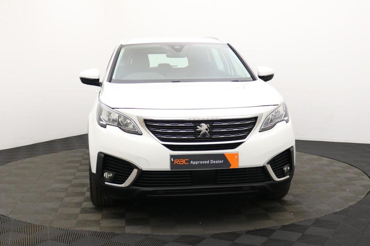 Peugeot 5008 view 10