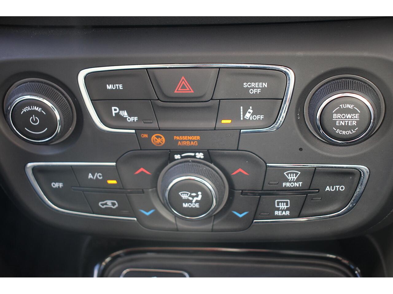 Jeep Compass view 25