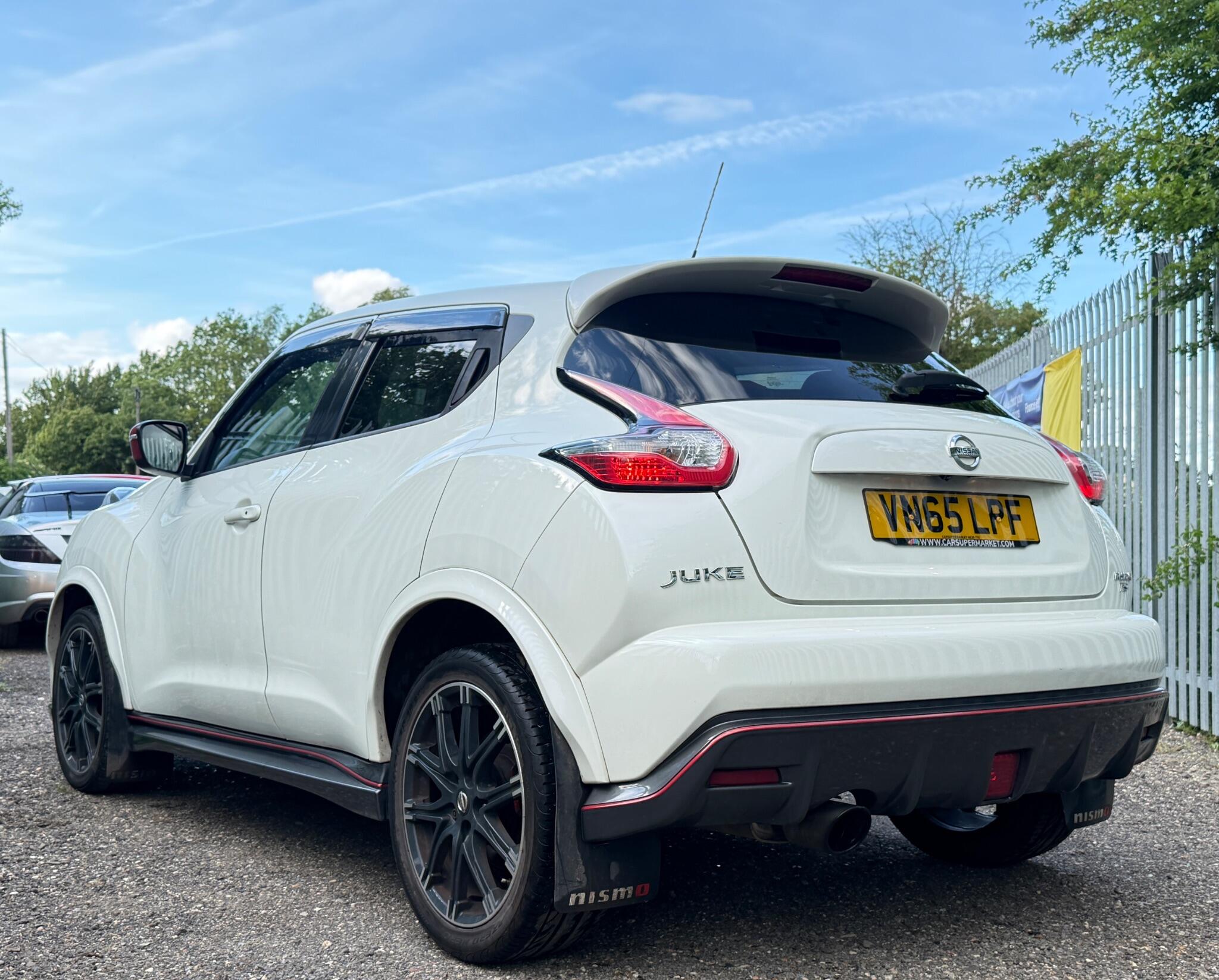 2015 Nissan Juke image 10