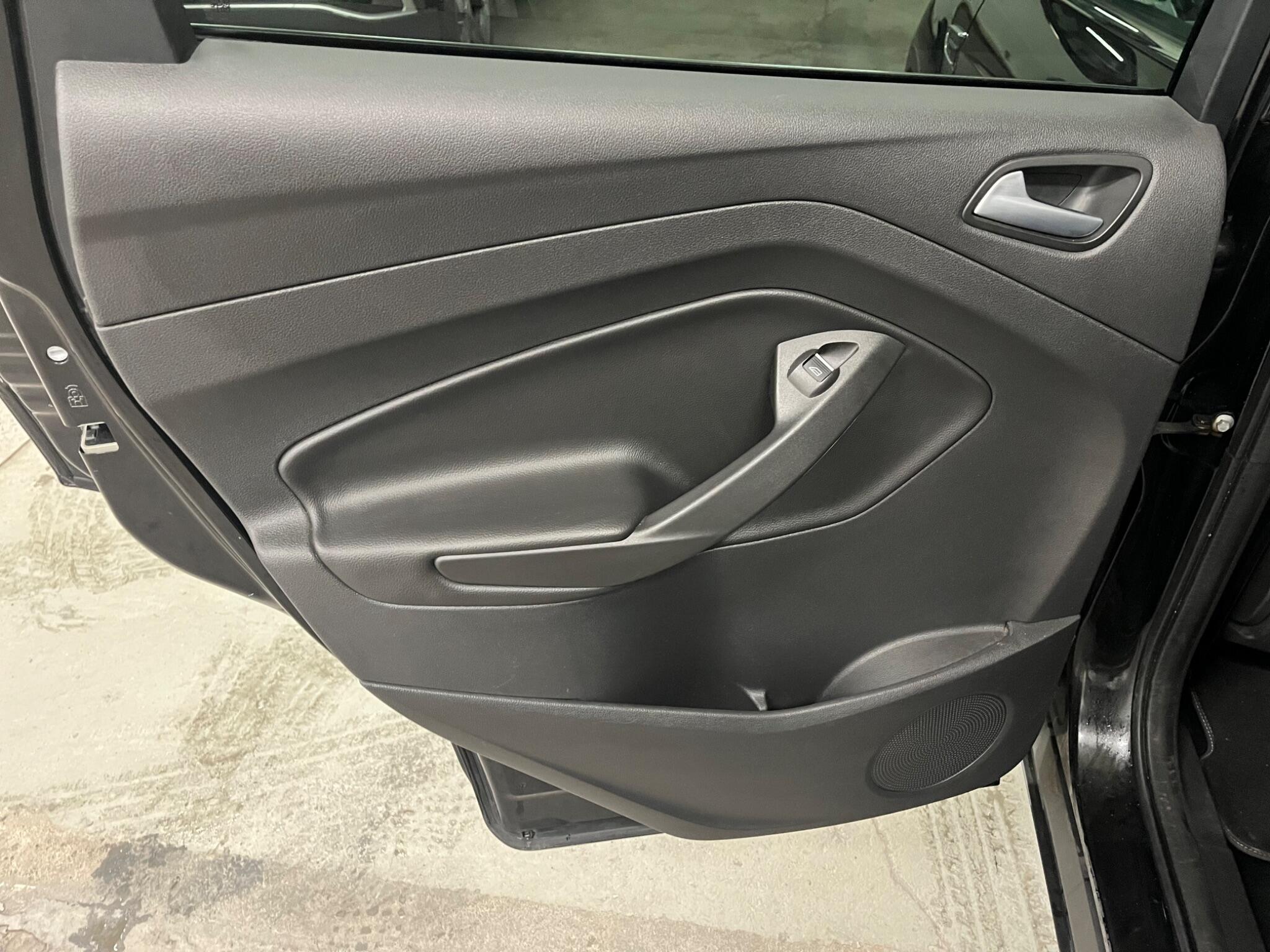 2018 Ford Kuga image 14