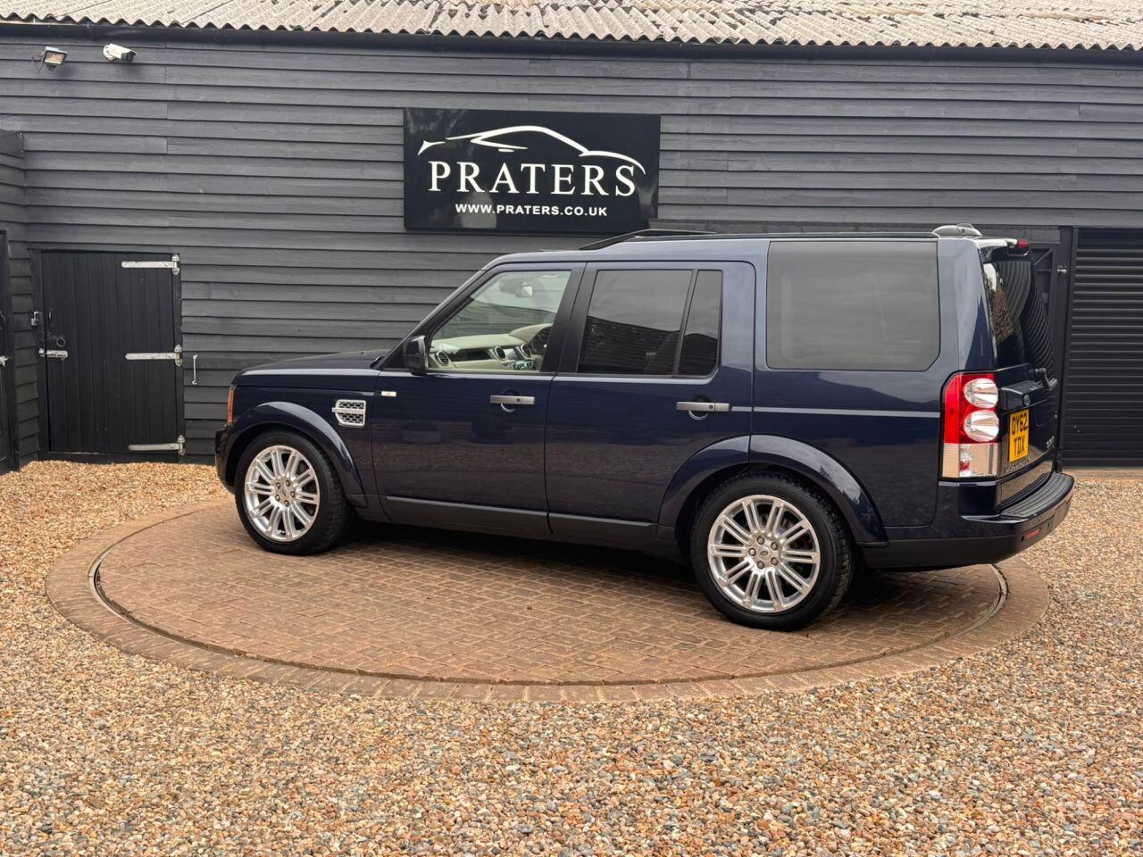 Land Rover Discovery view 8