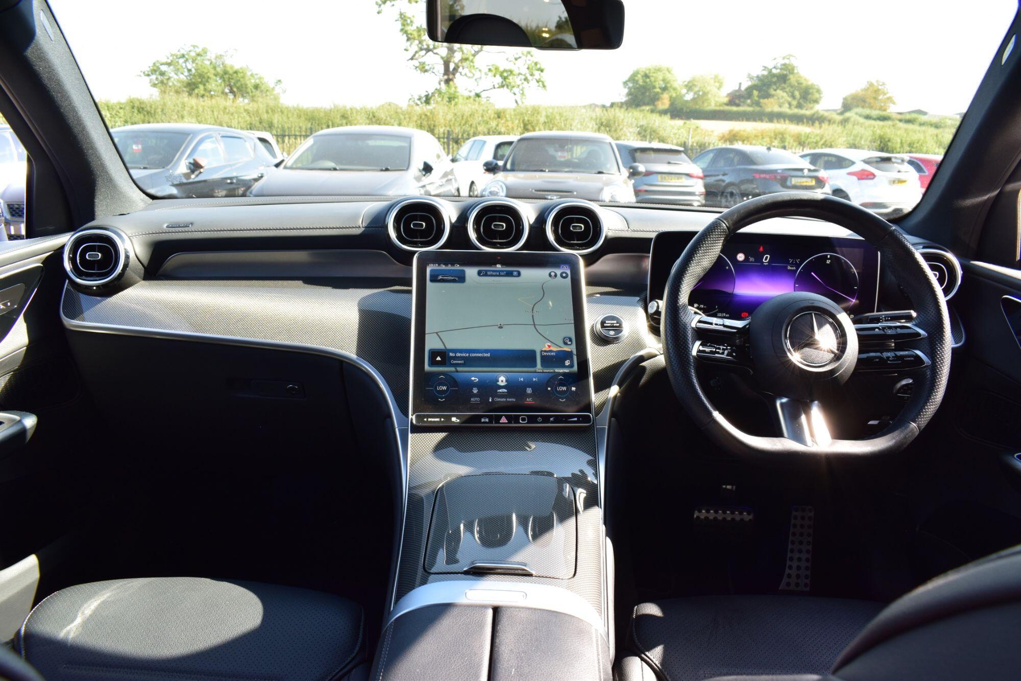 Mercedes-Benz GLC view 22