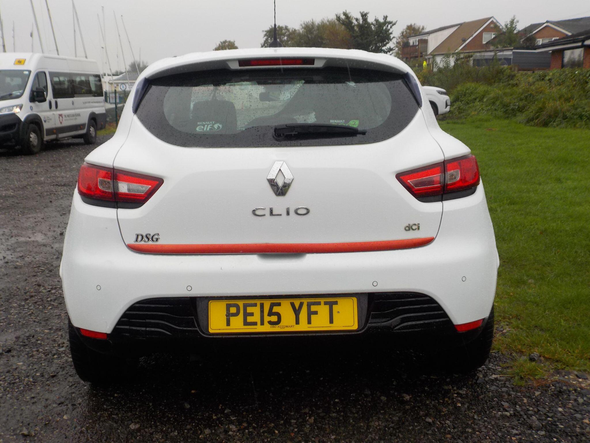 Renault Clio 1.5 dCi Dynamique S MediaNav Euro 5 (s/s) 5dr