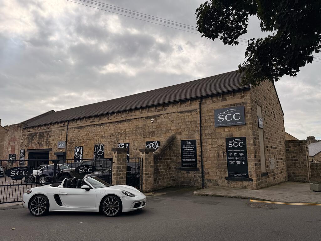 Porsche Boxster view 10