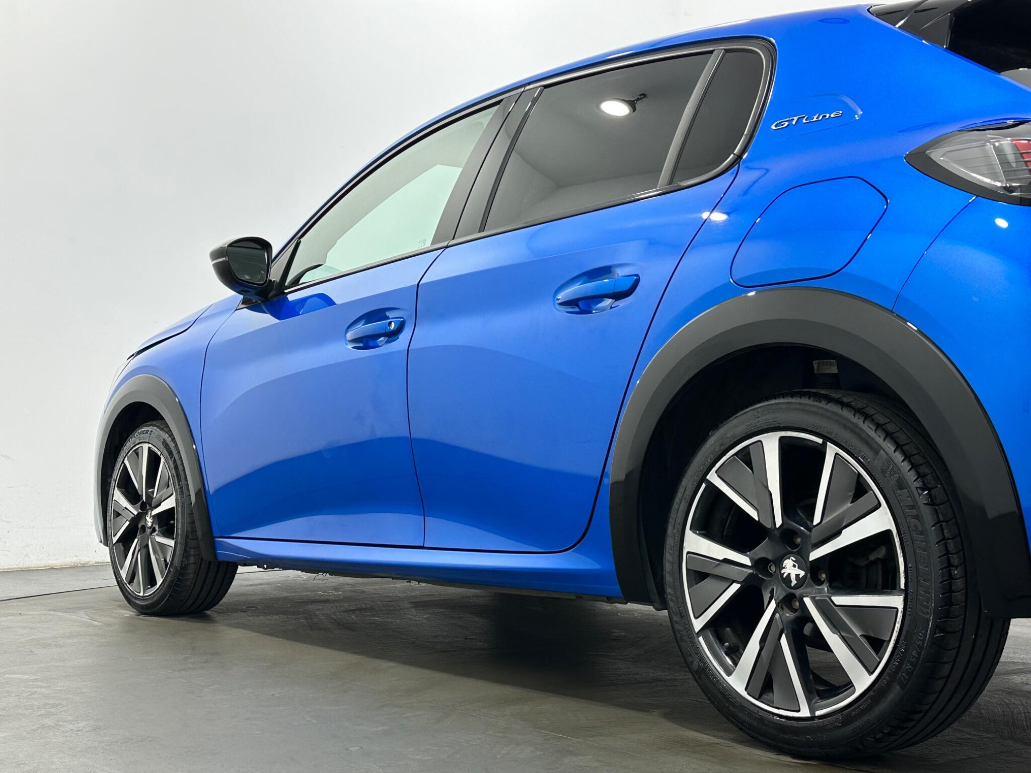 Peugeot 208 view 47