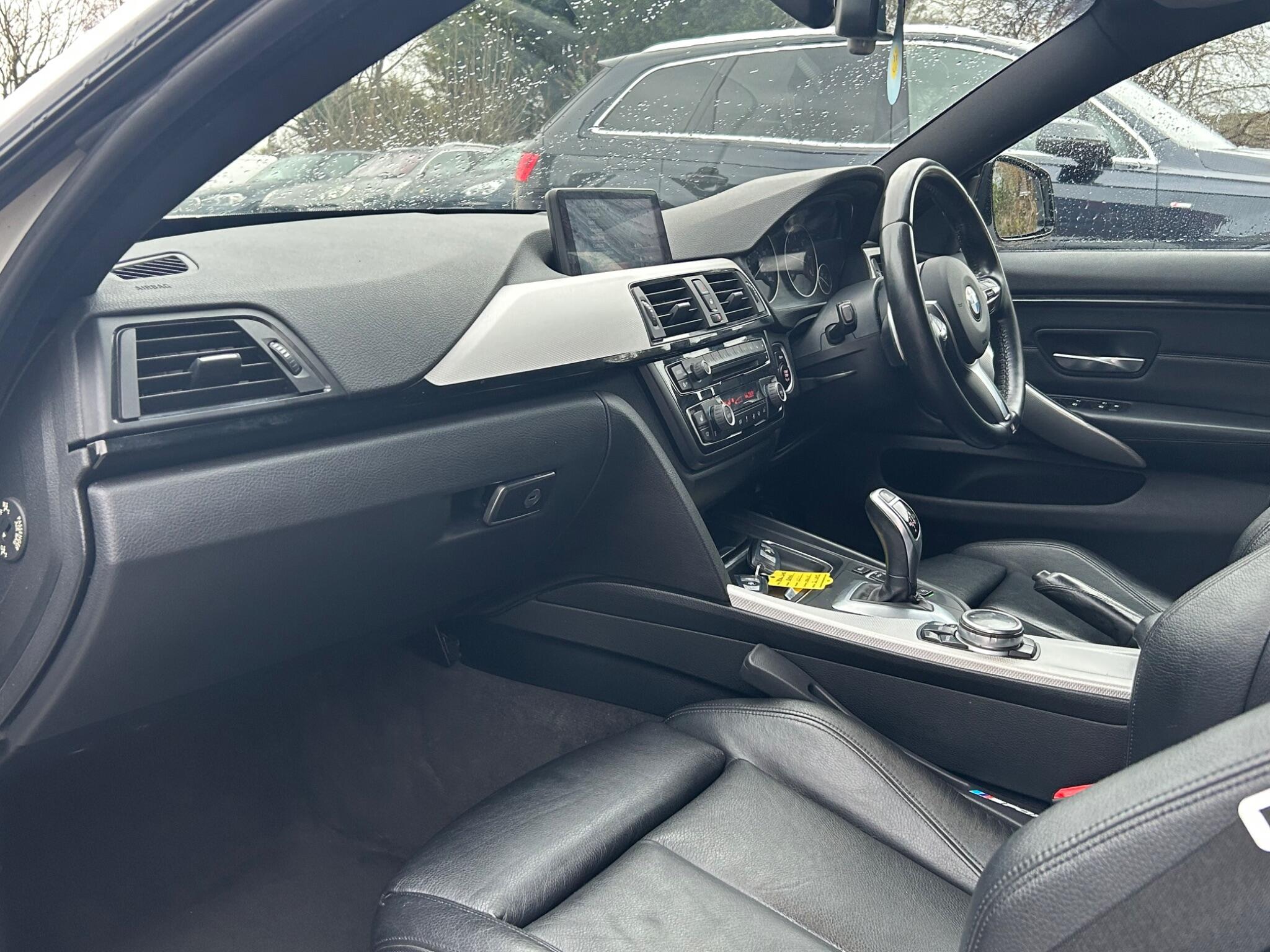BMW 4 Series view 17