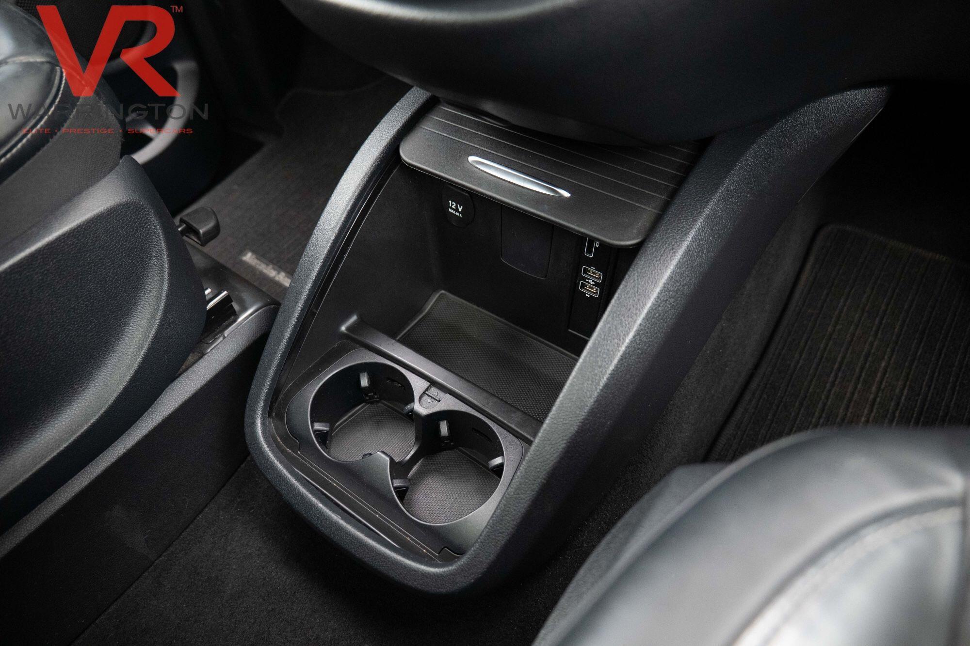Mercedes-Benz V Class view 28