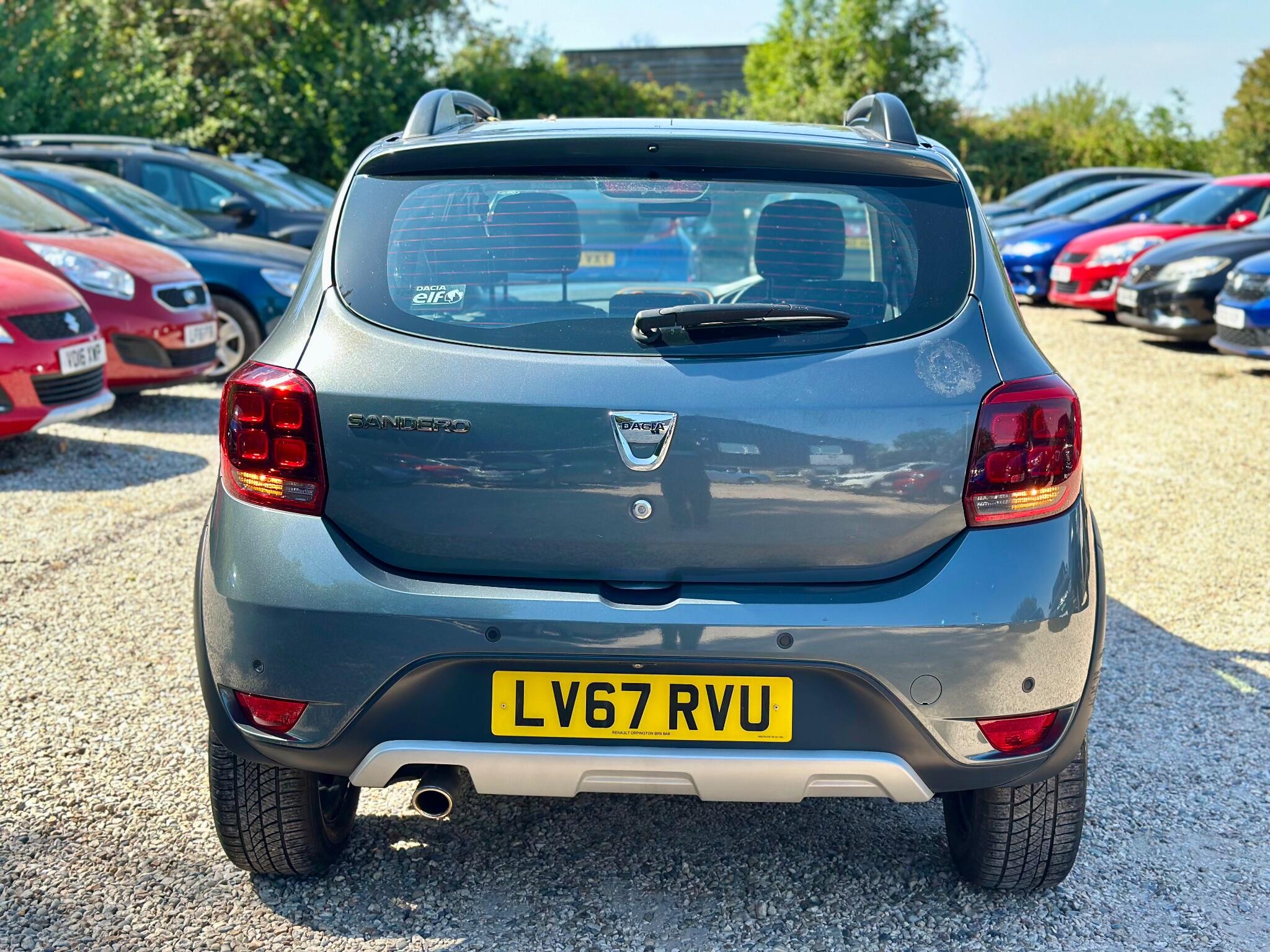 Dacia Sandero view 13