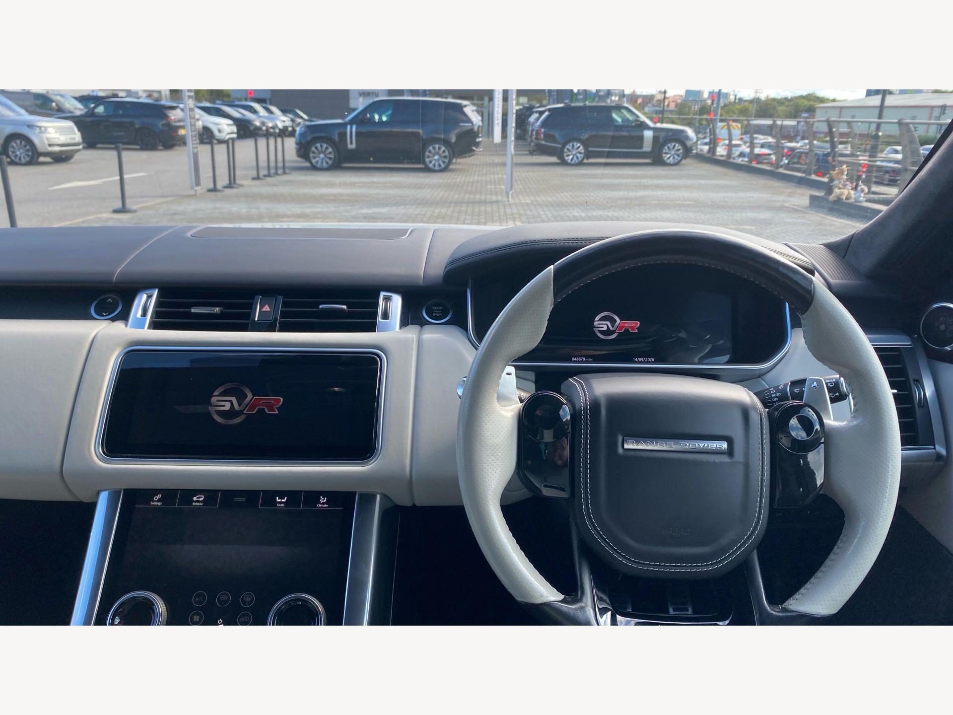 Land Rover Range Rover Sport view 11