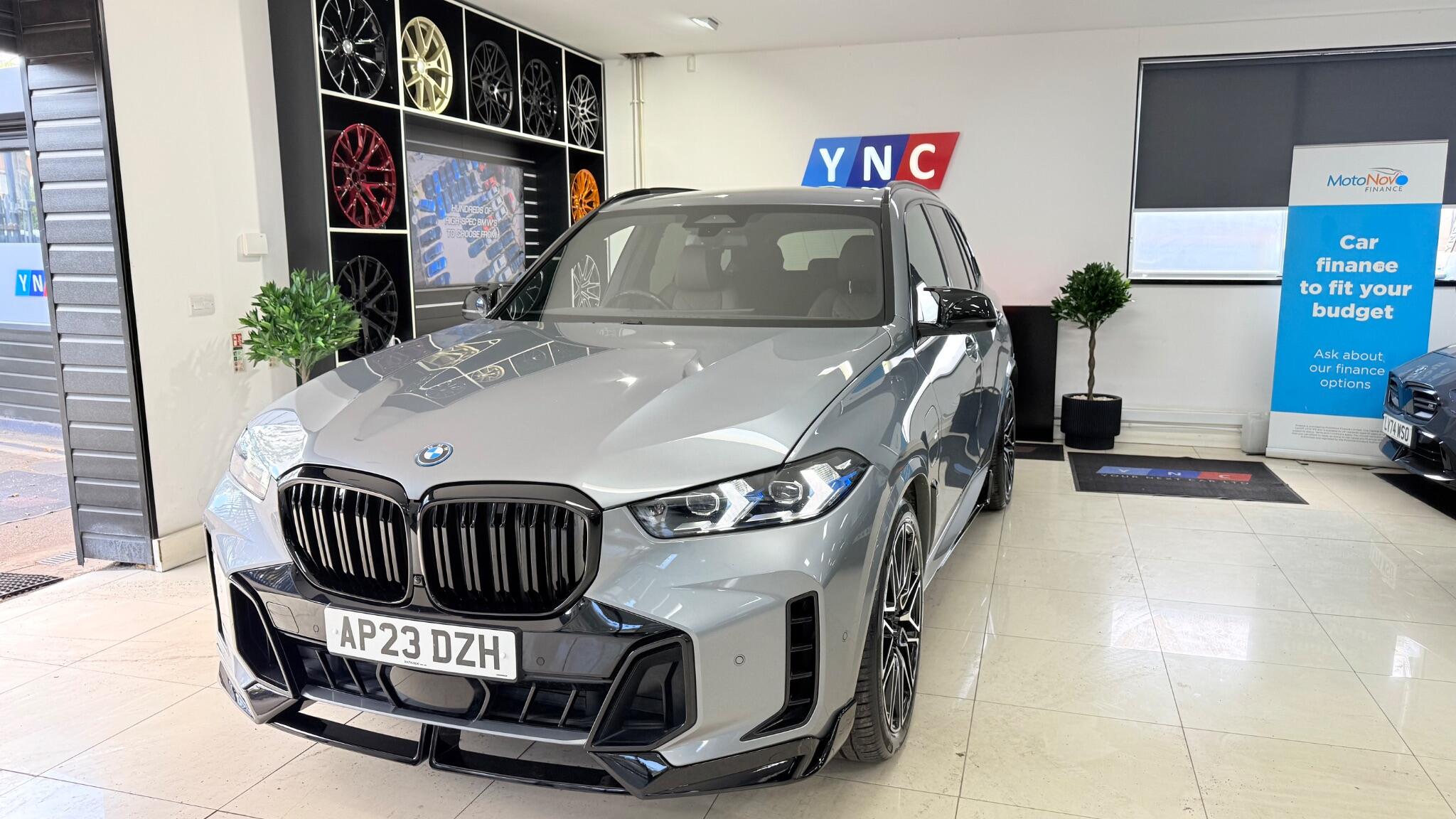 BMW X5 view 7