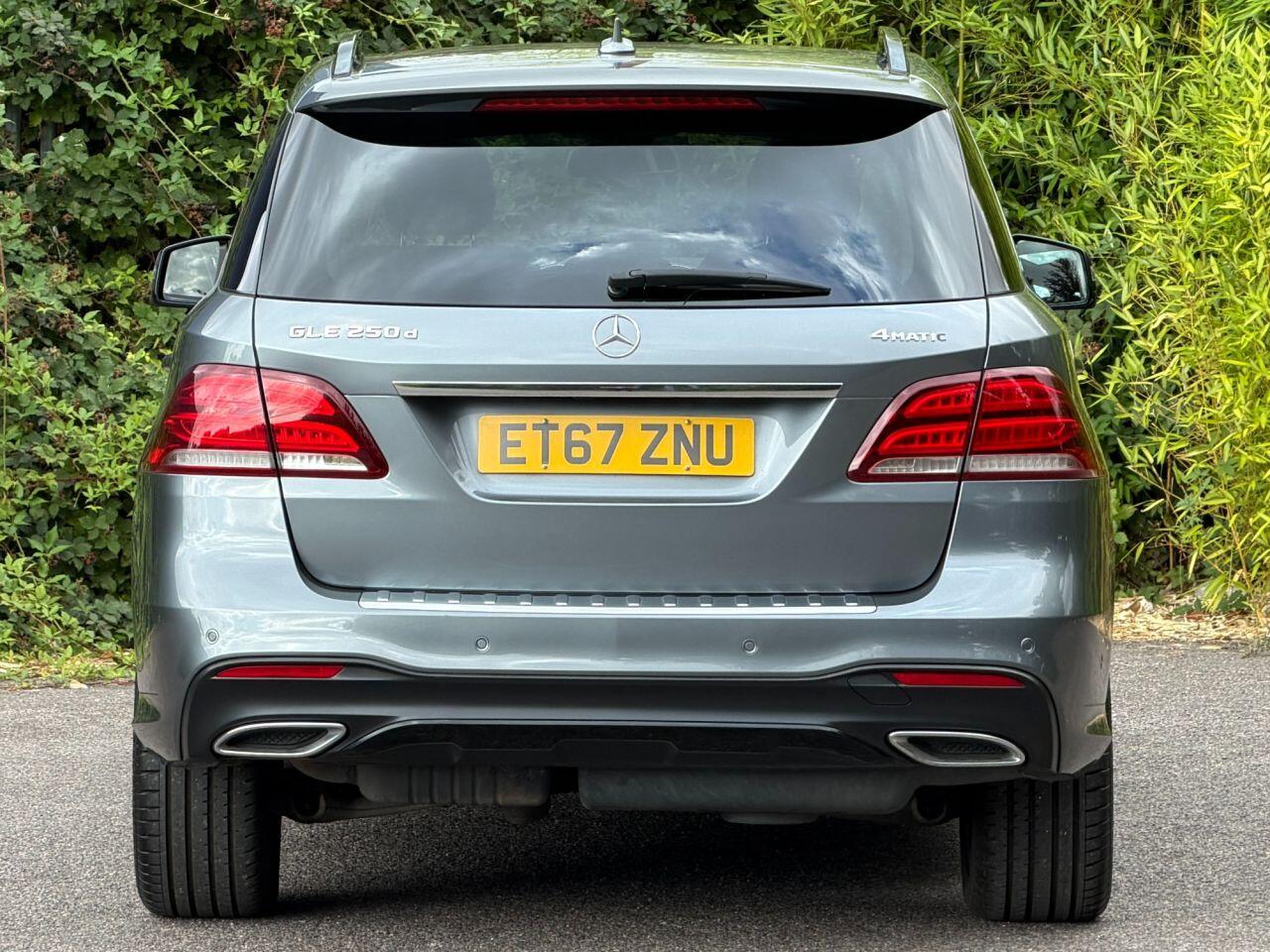Mercedes-Benz Gle view 6