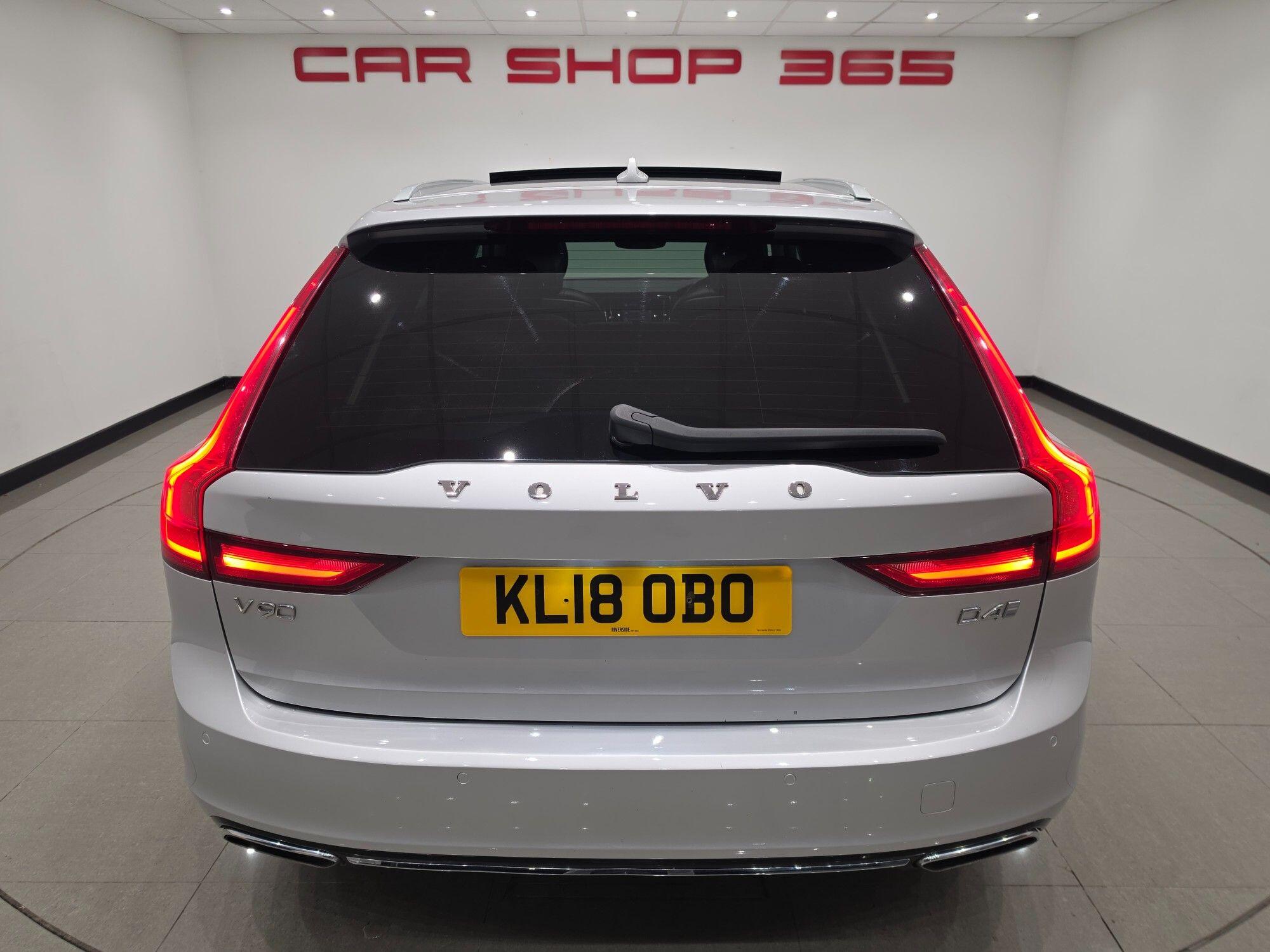 Volvo V90 view 81