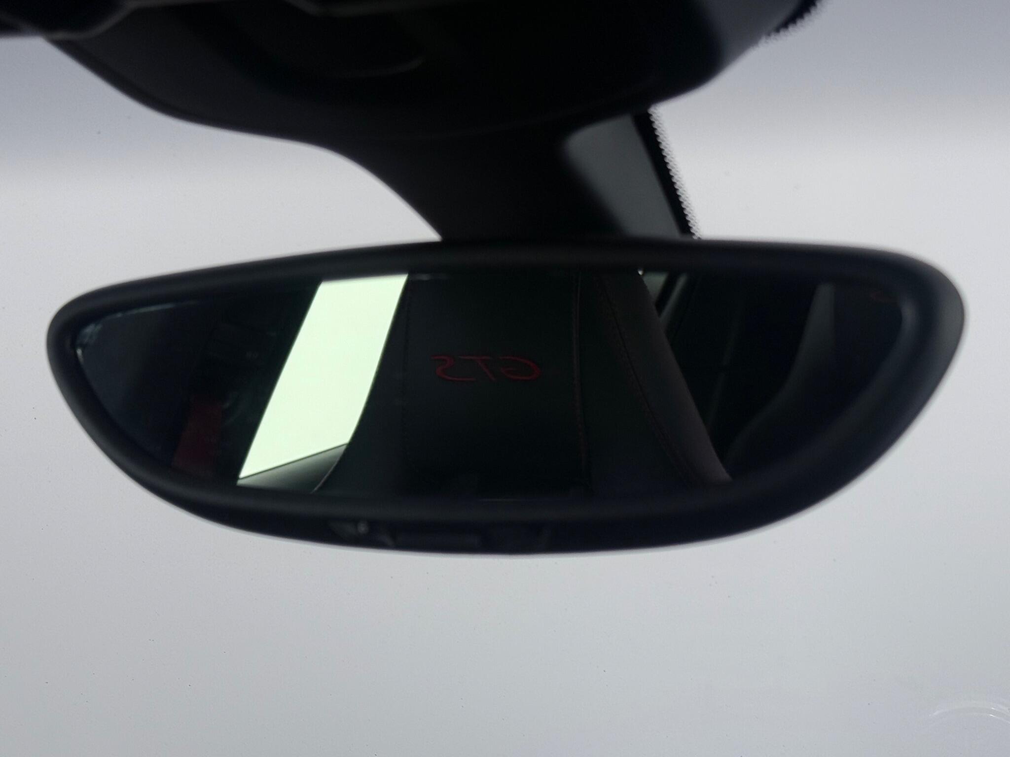 Porsche Panamera view 29