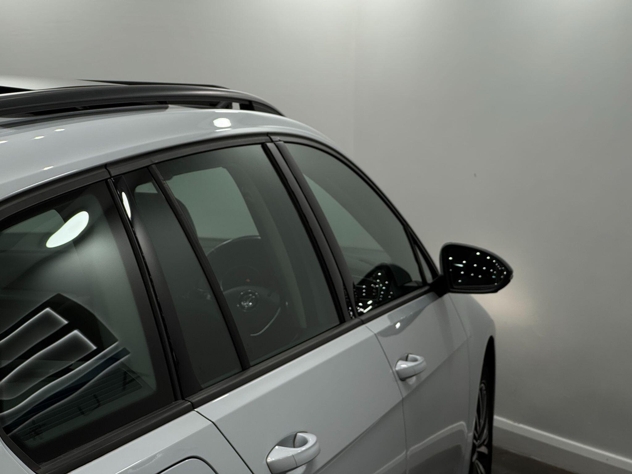 Volkswagen Golf view 25