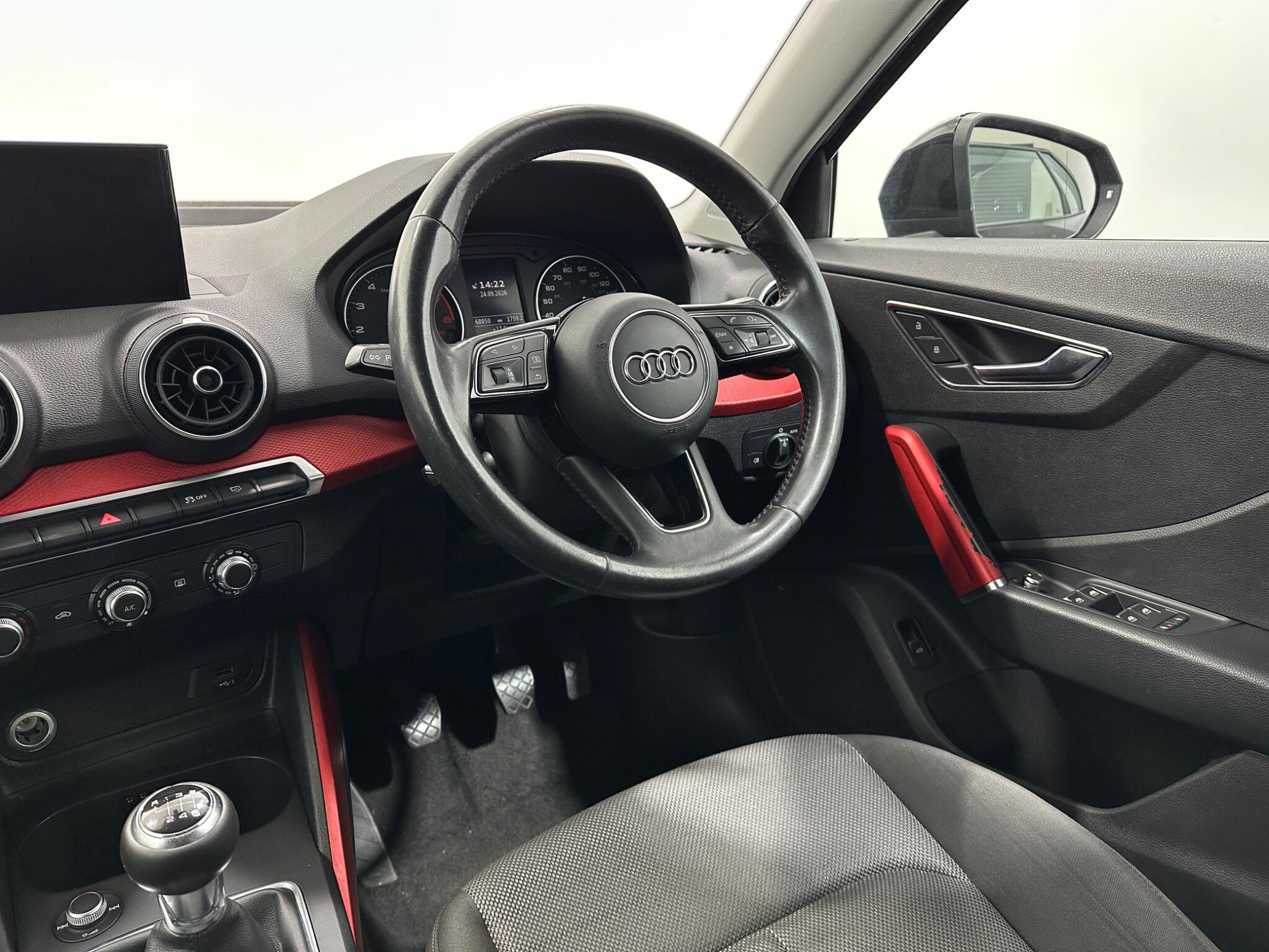 Audi Q2 view 12