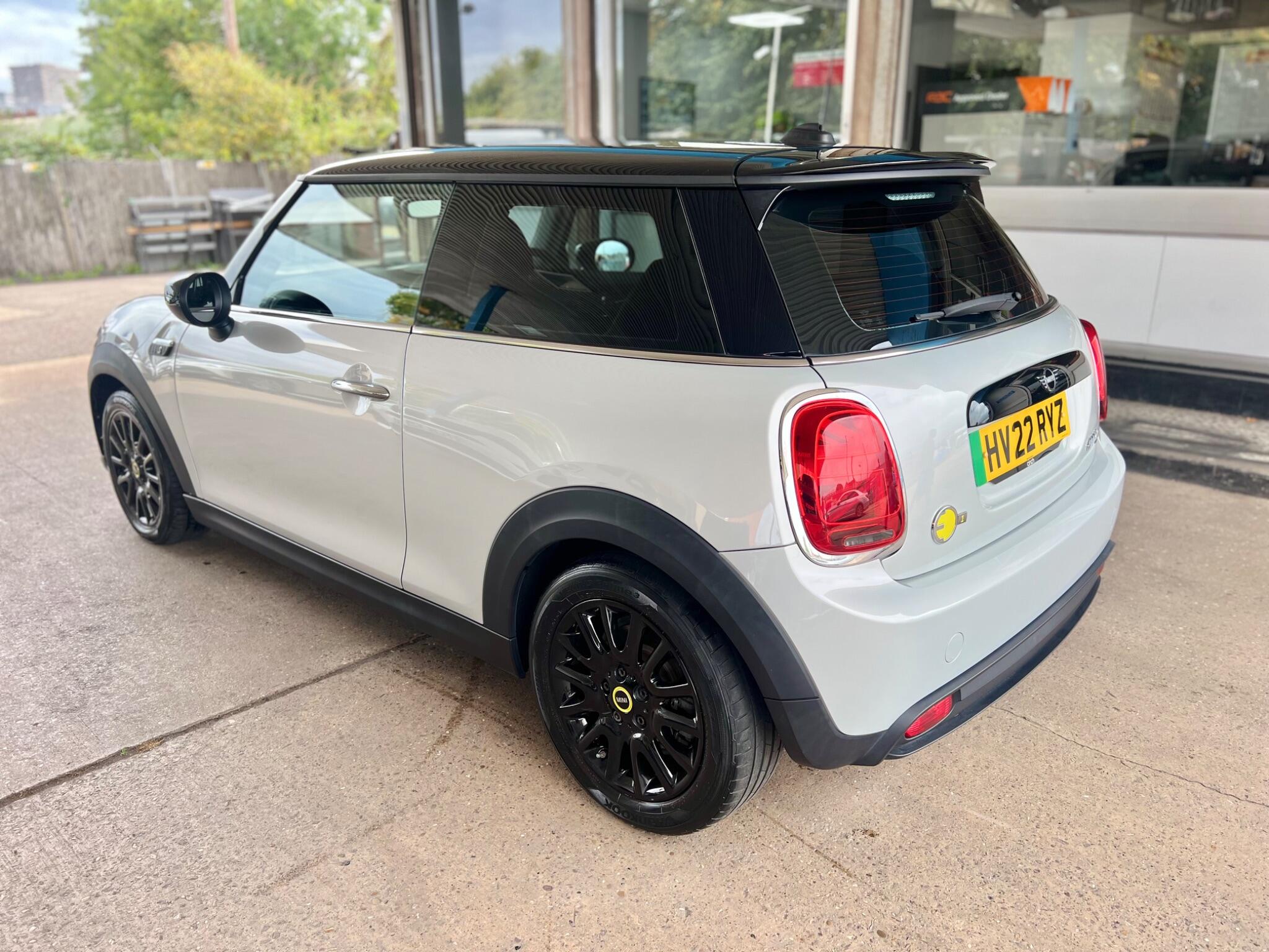 Mini Electric Hatch view 17