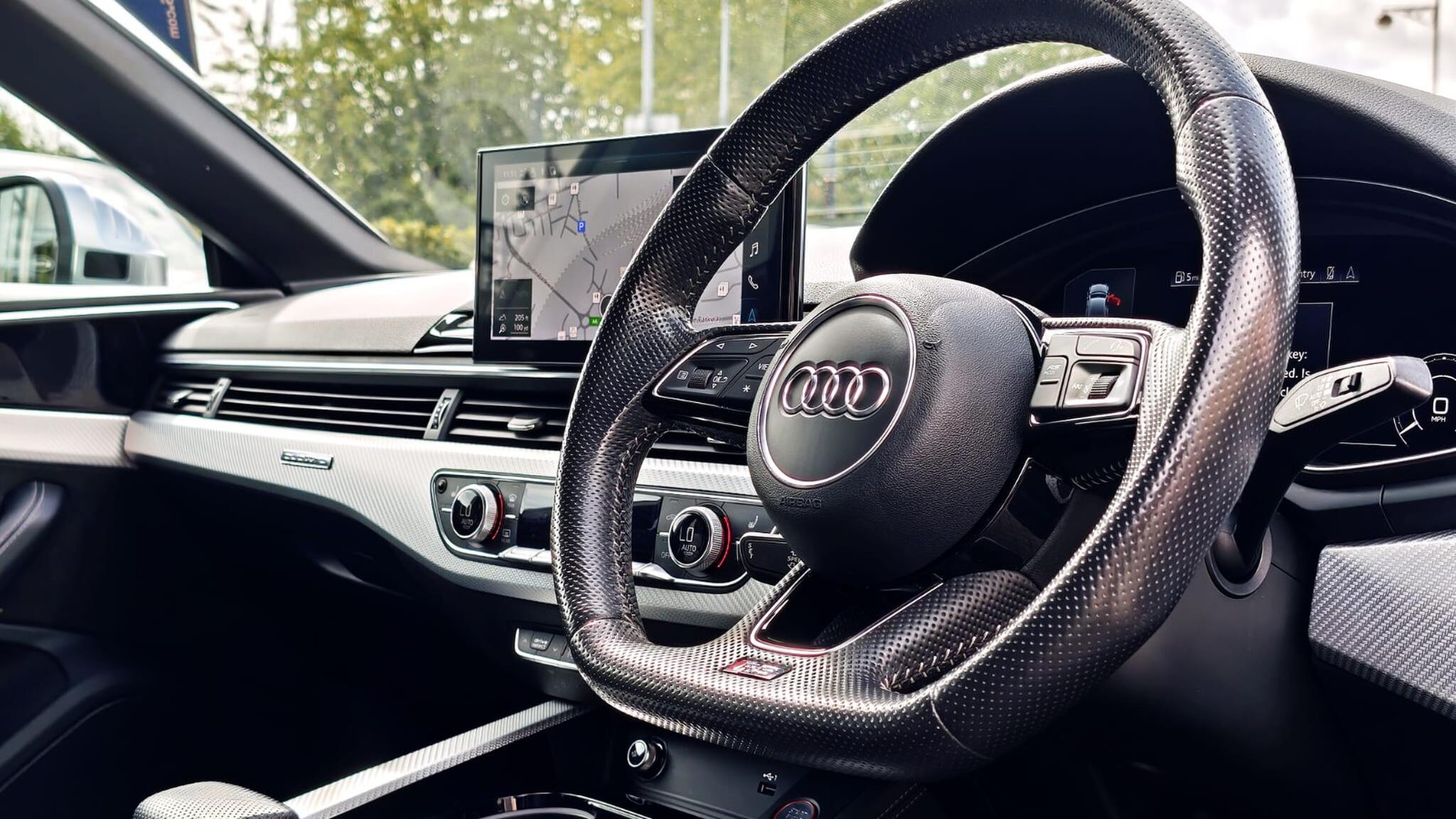 Audi RS5 view 22