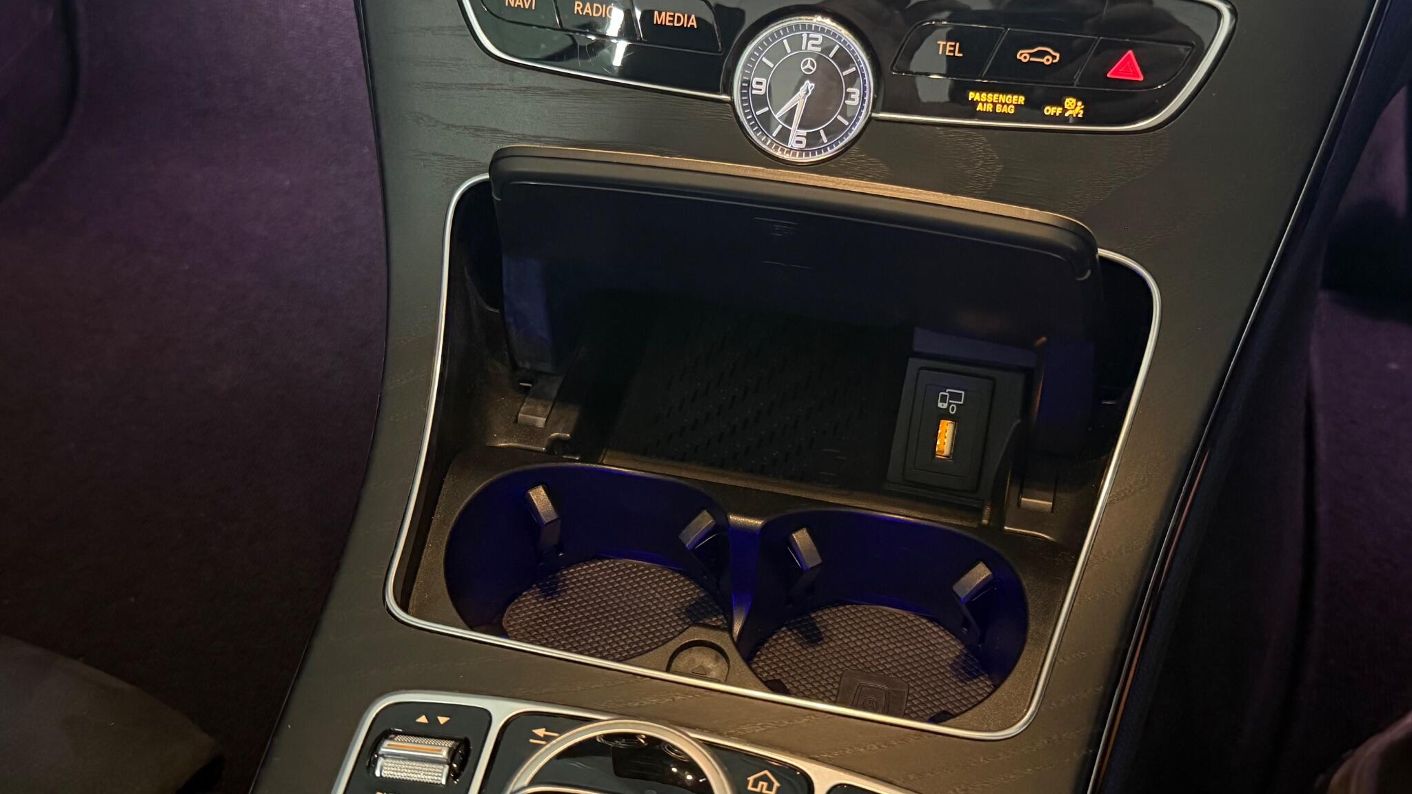 Mercedes-Benz C-Class view 33