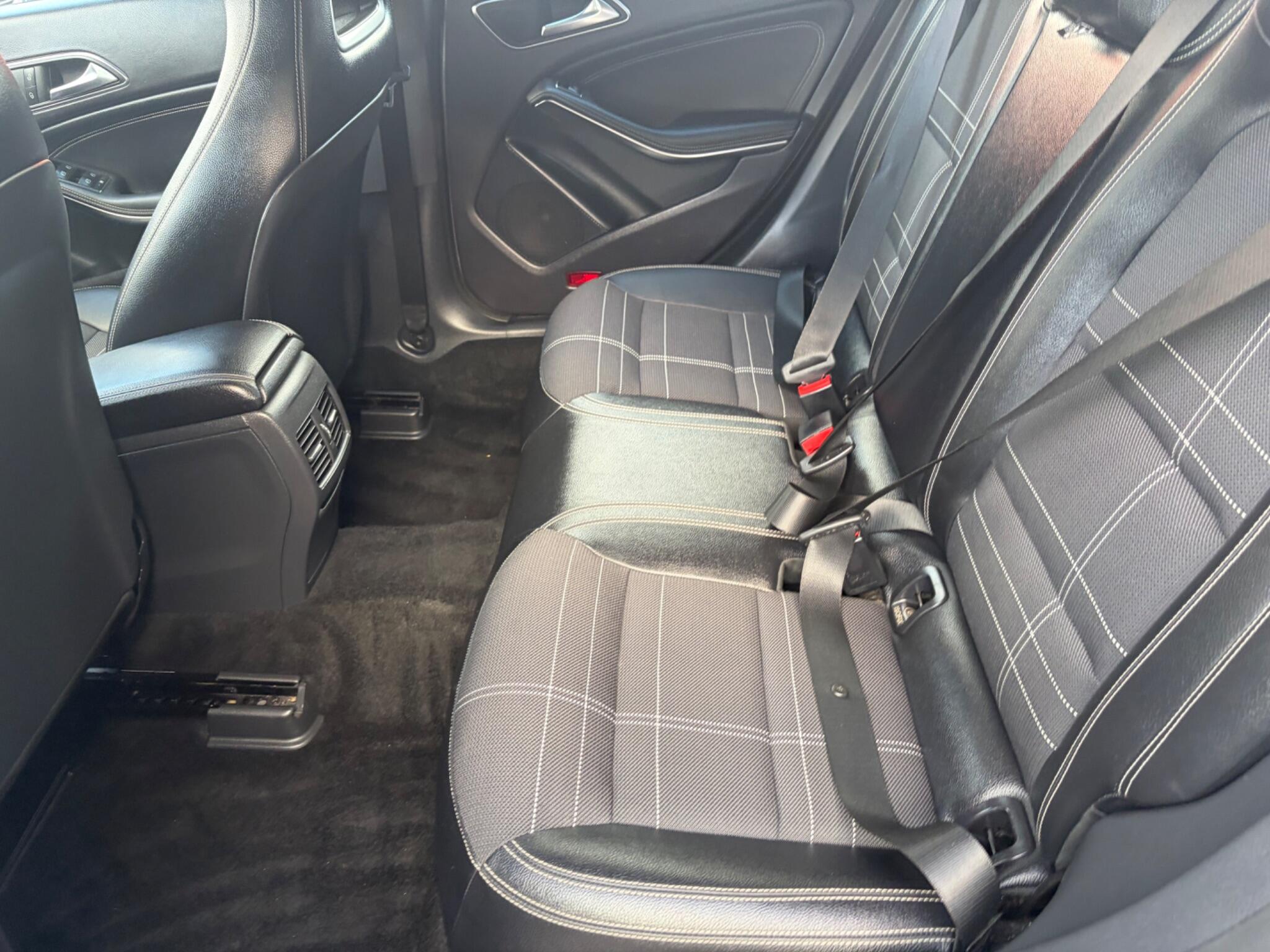 Mercedes-Benz Cla view 66