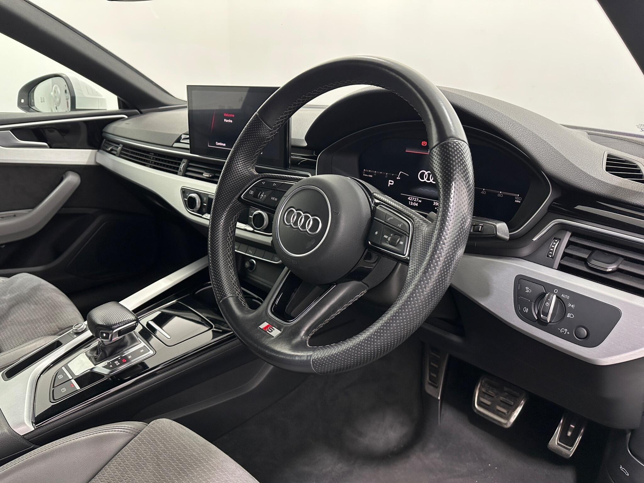 Audi A5 view 11
