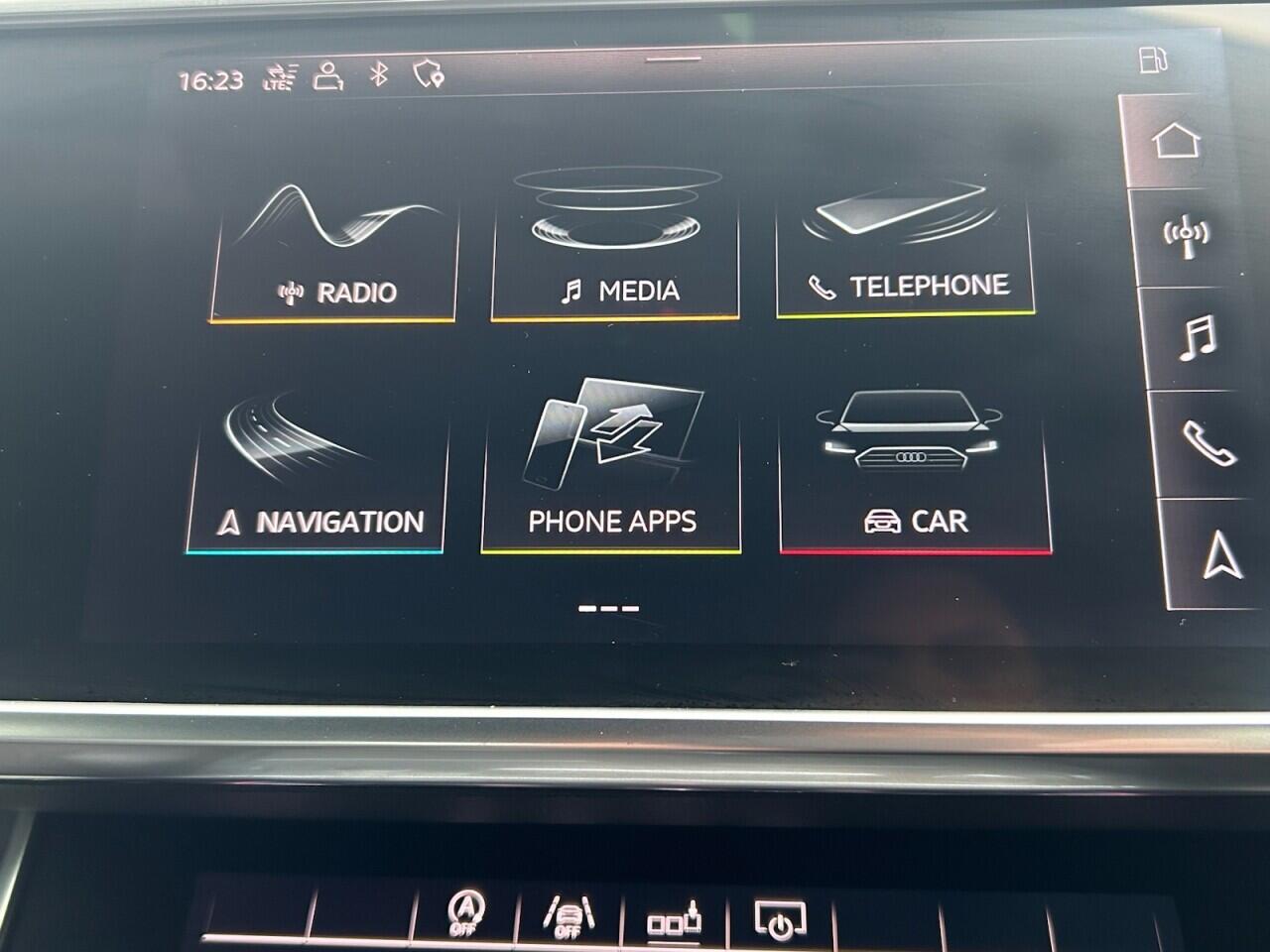 Audi A6 view 34