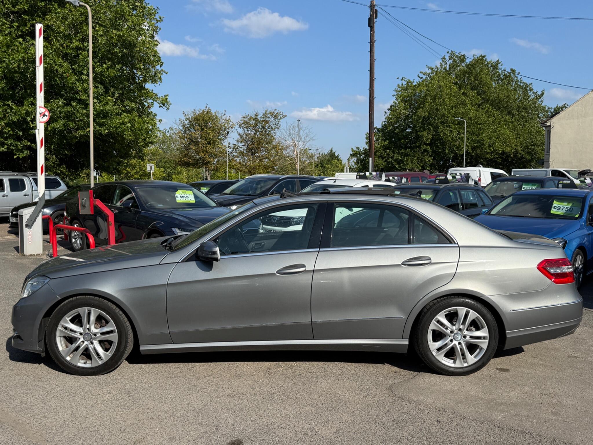 Mercedes-Benz E Class - Image 4