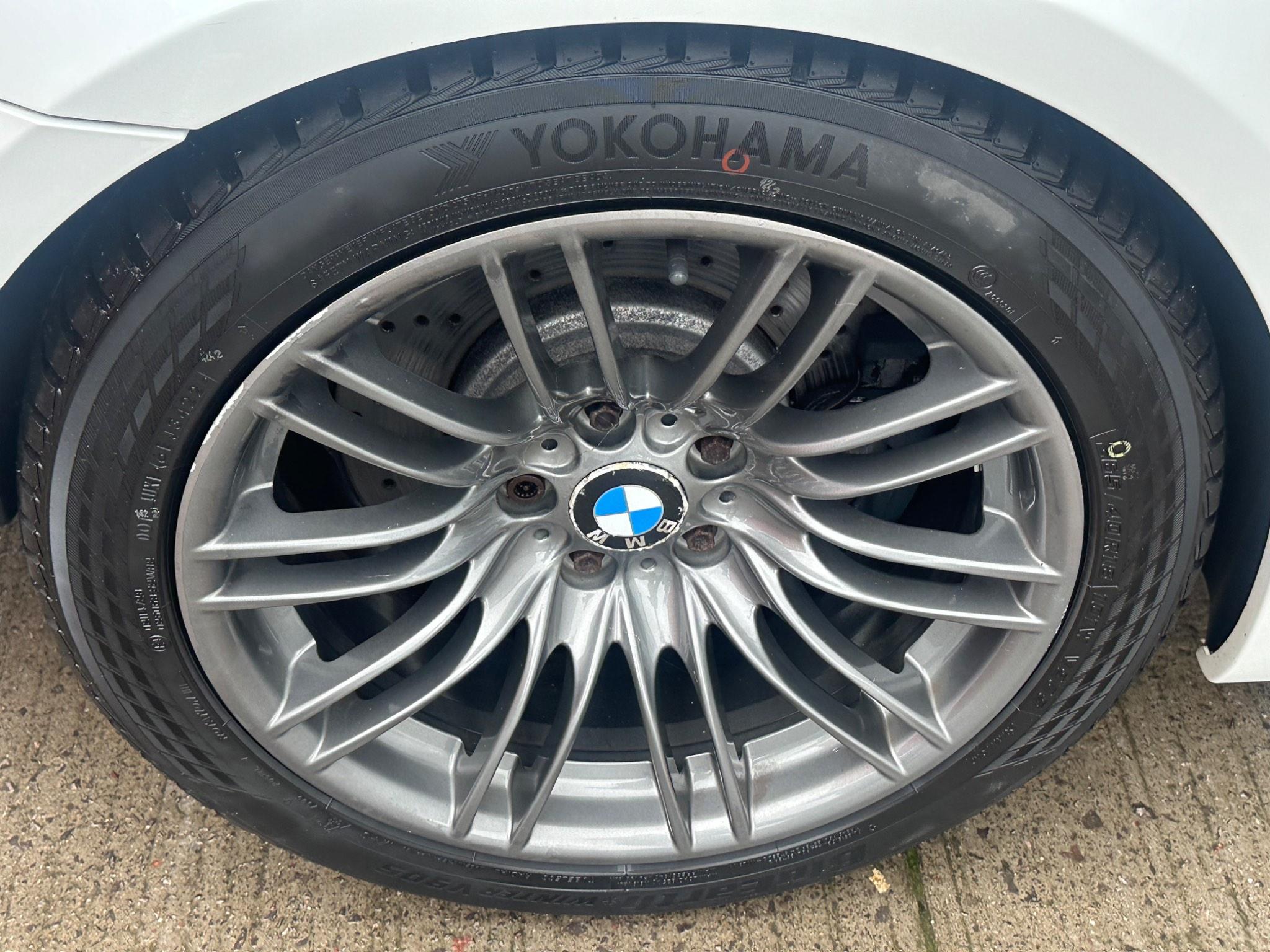 BMW M3 view 32