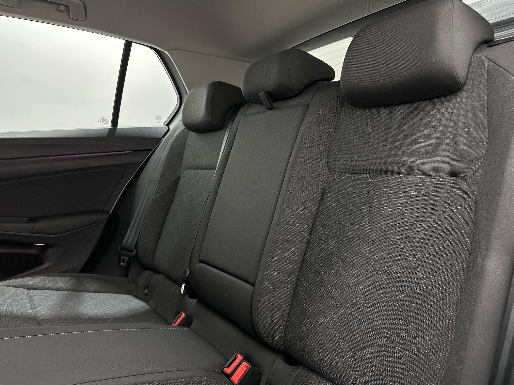 Volkswagen Golf view 39