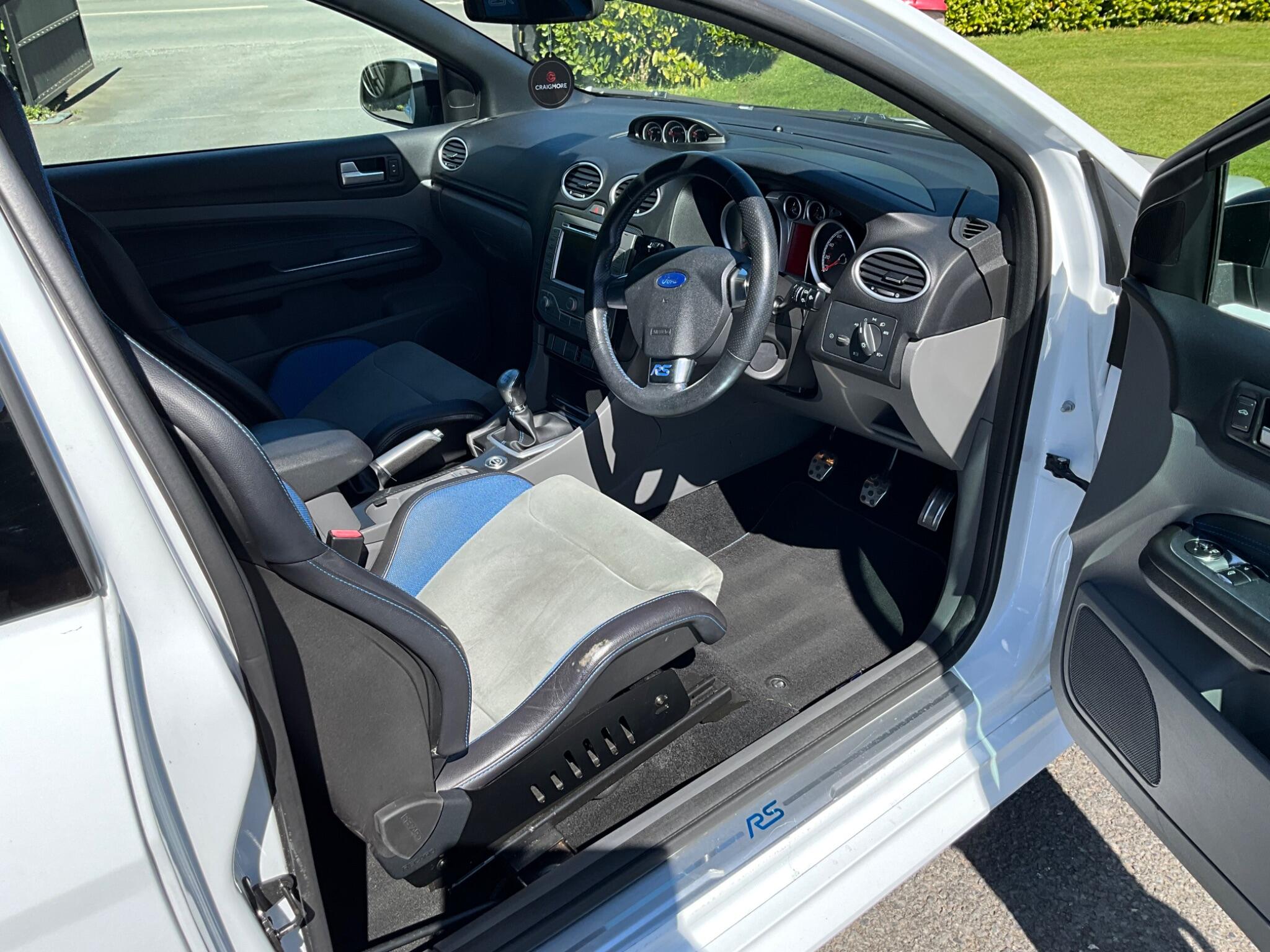 Ford Focus view 9