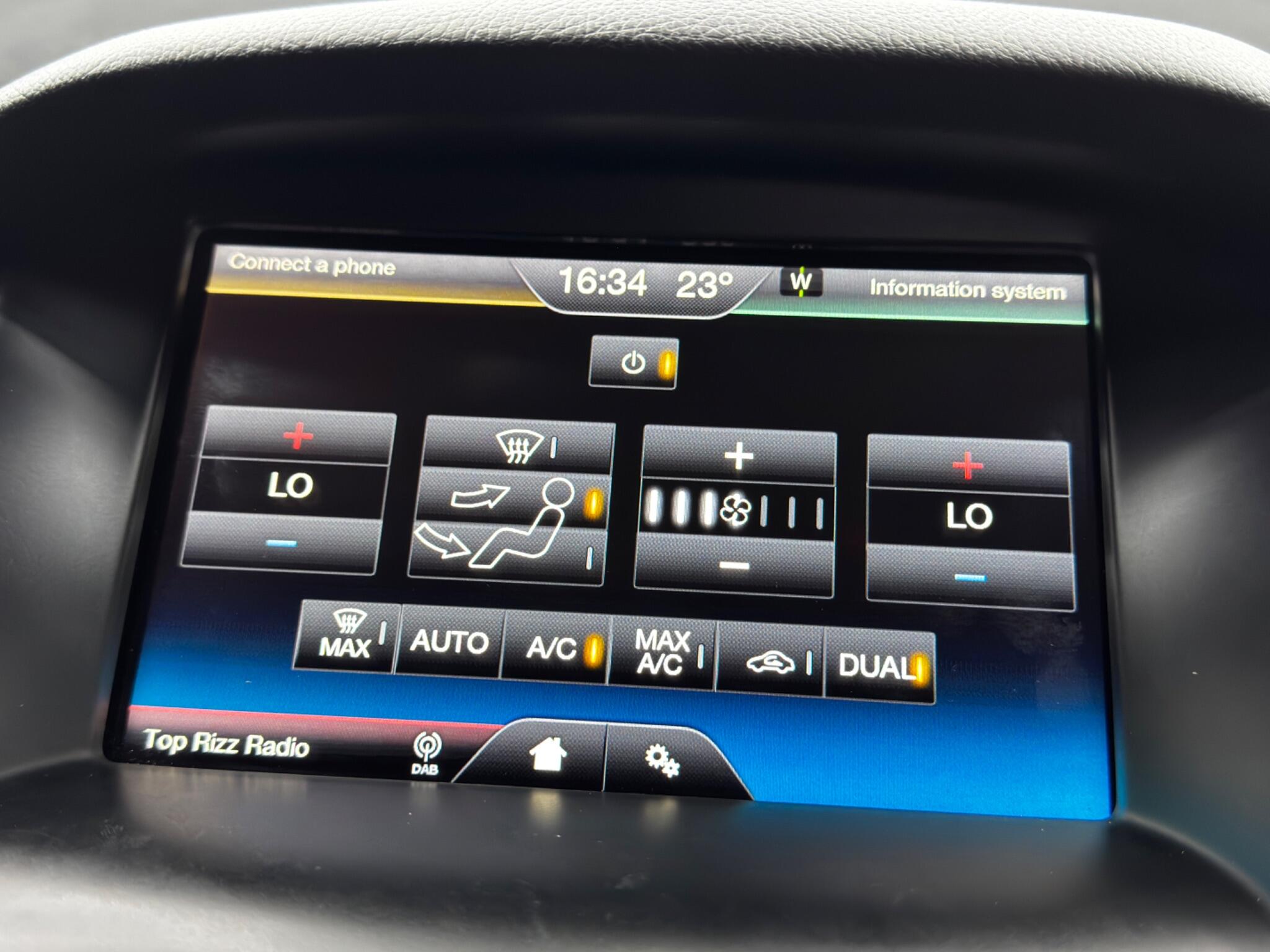 Ford Focus view 33