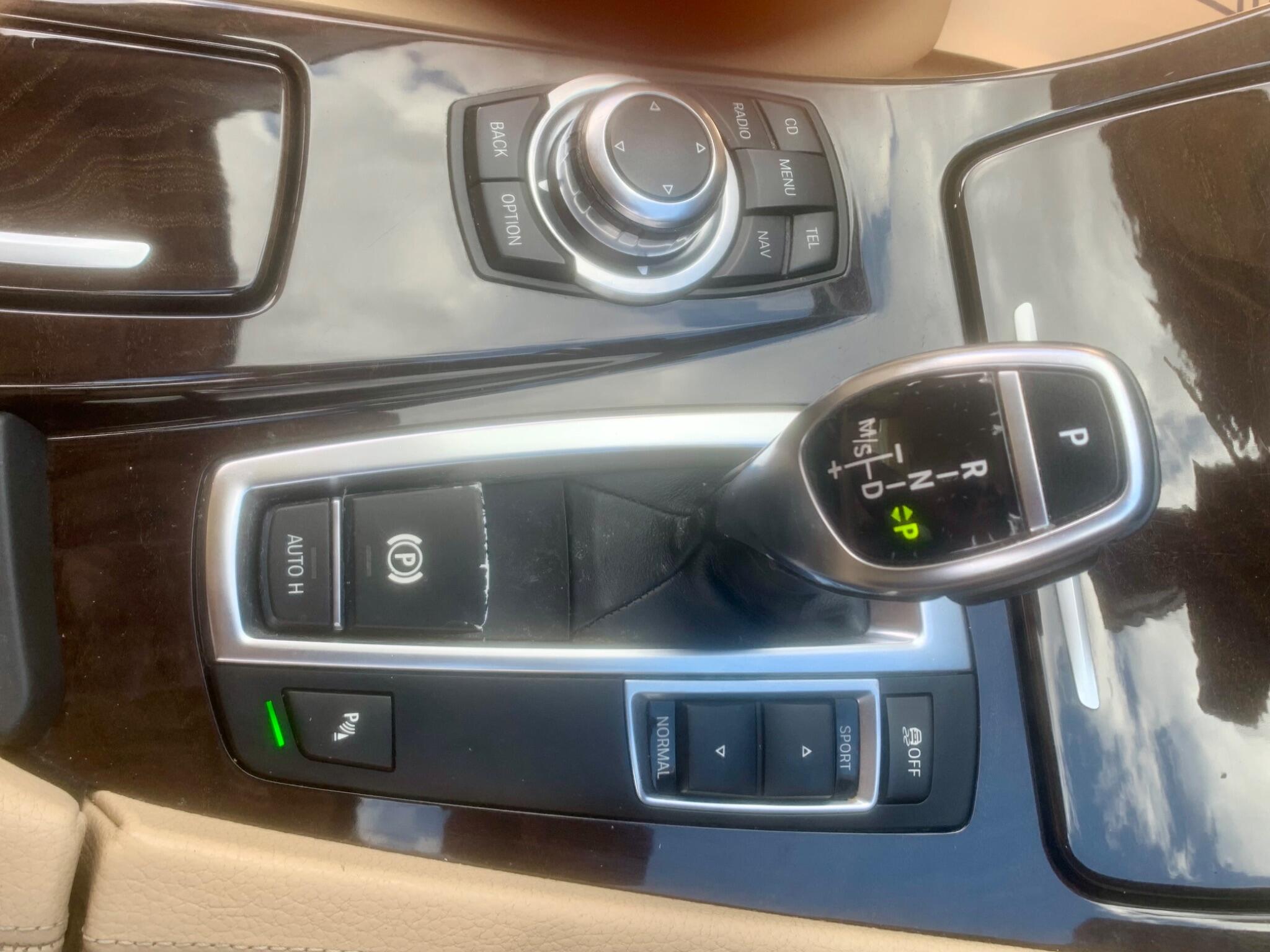 BMW 5 Series view 58