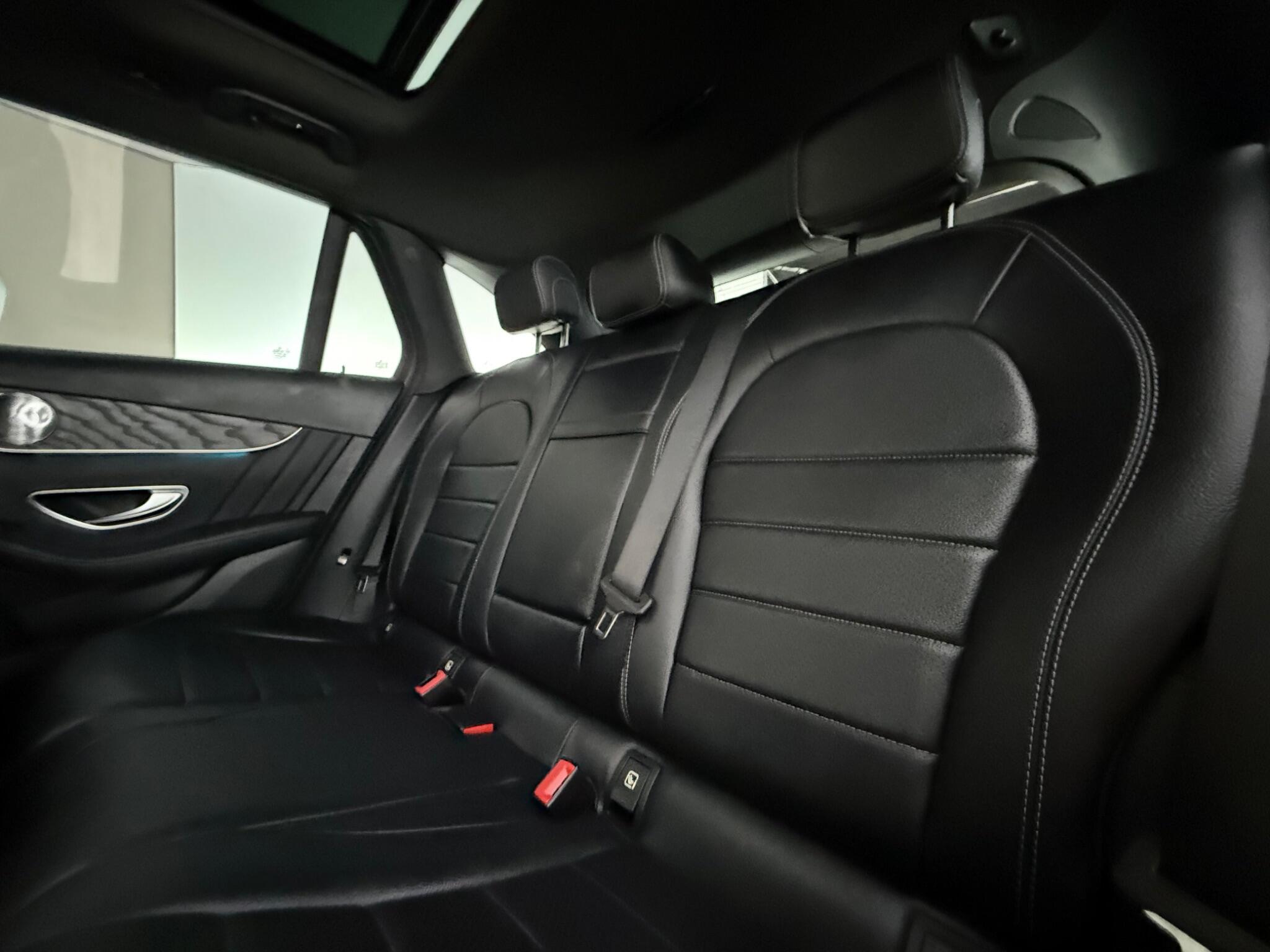 Mercedes-Benz GLC view 35