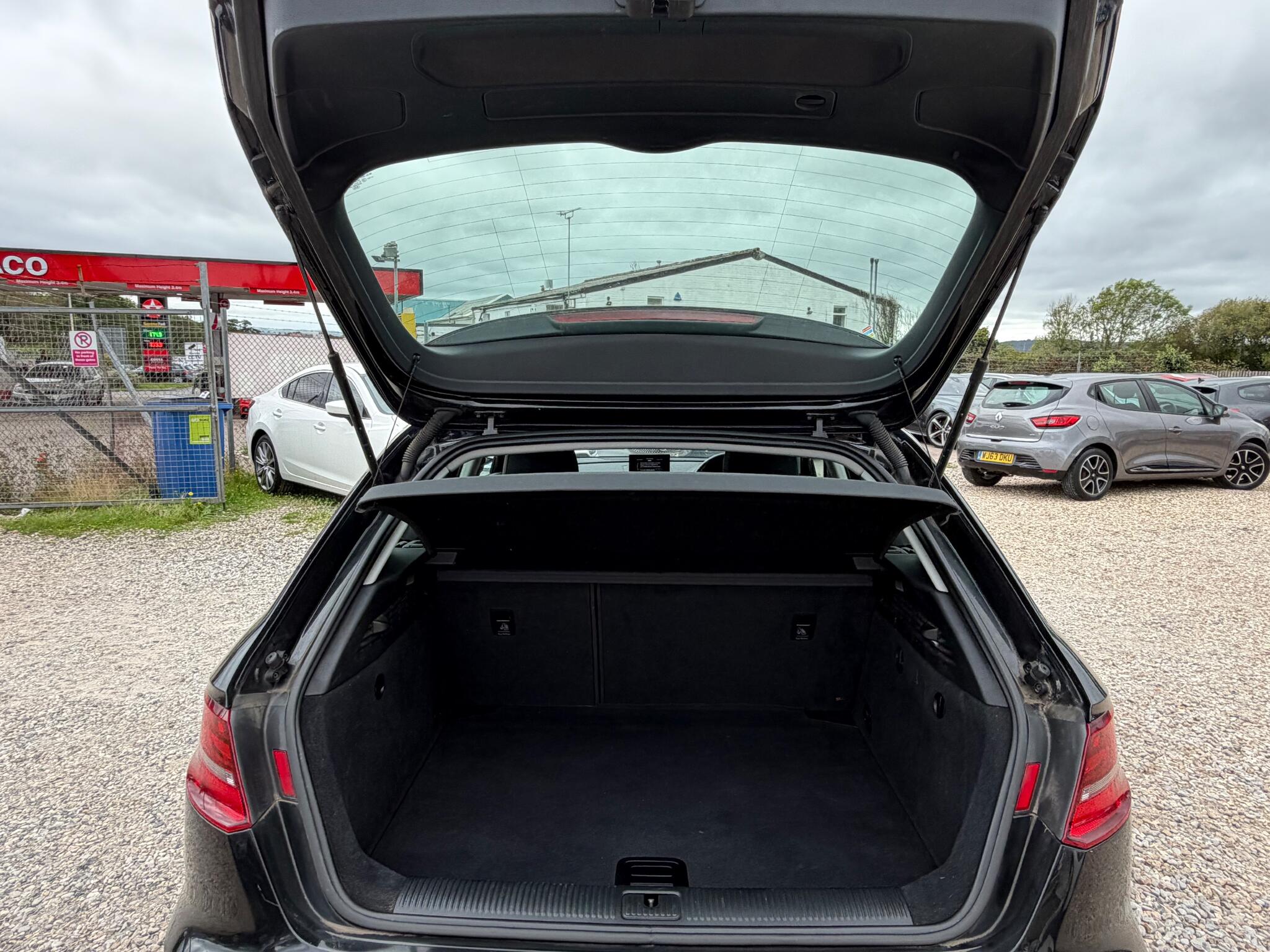 Audi A3 view 13