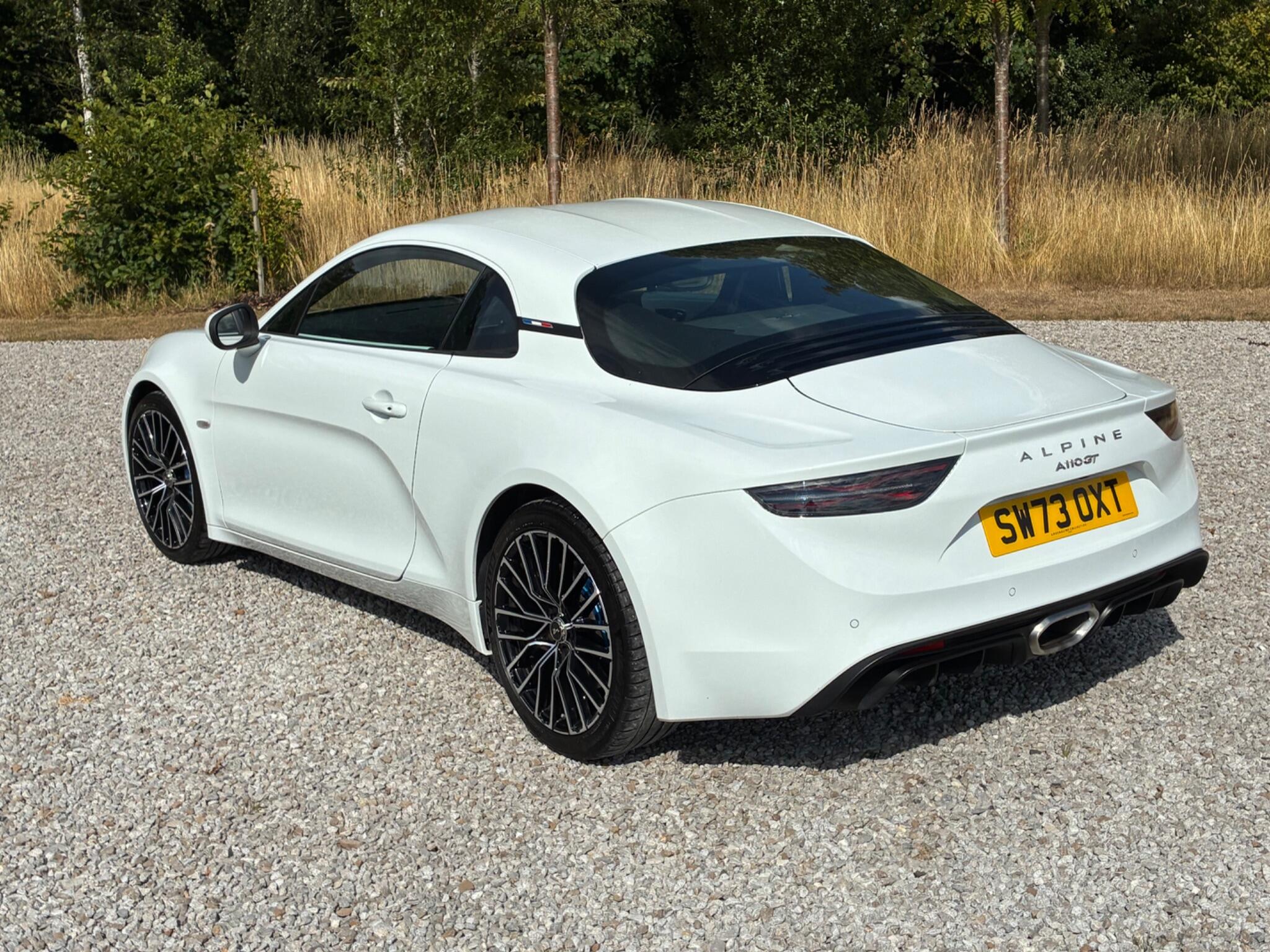 Alpine A110 view 6