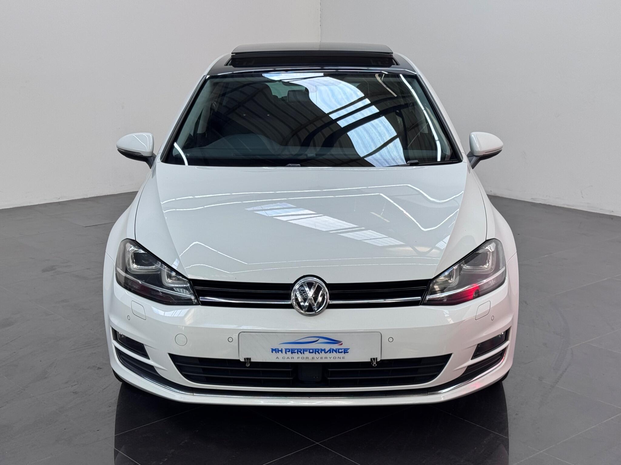 Volkswagen Golf view 52