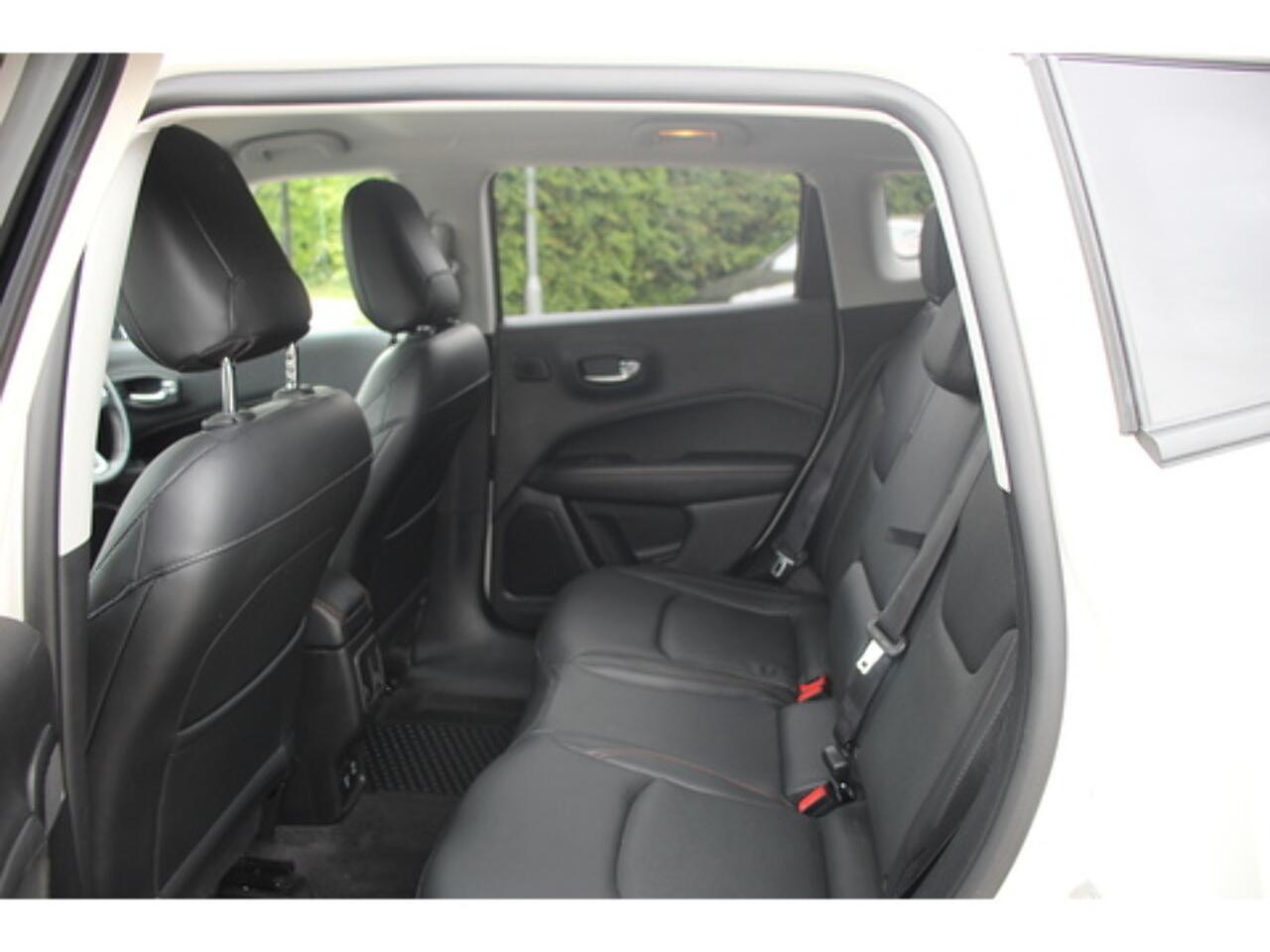 Jeep Compass view 19