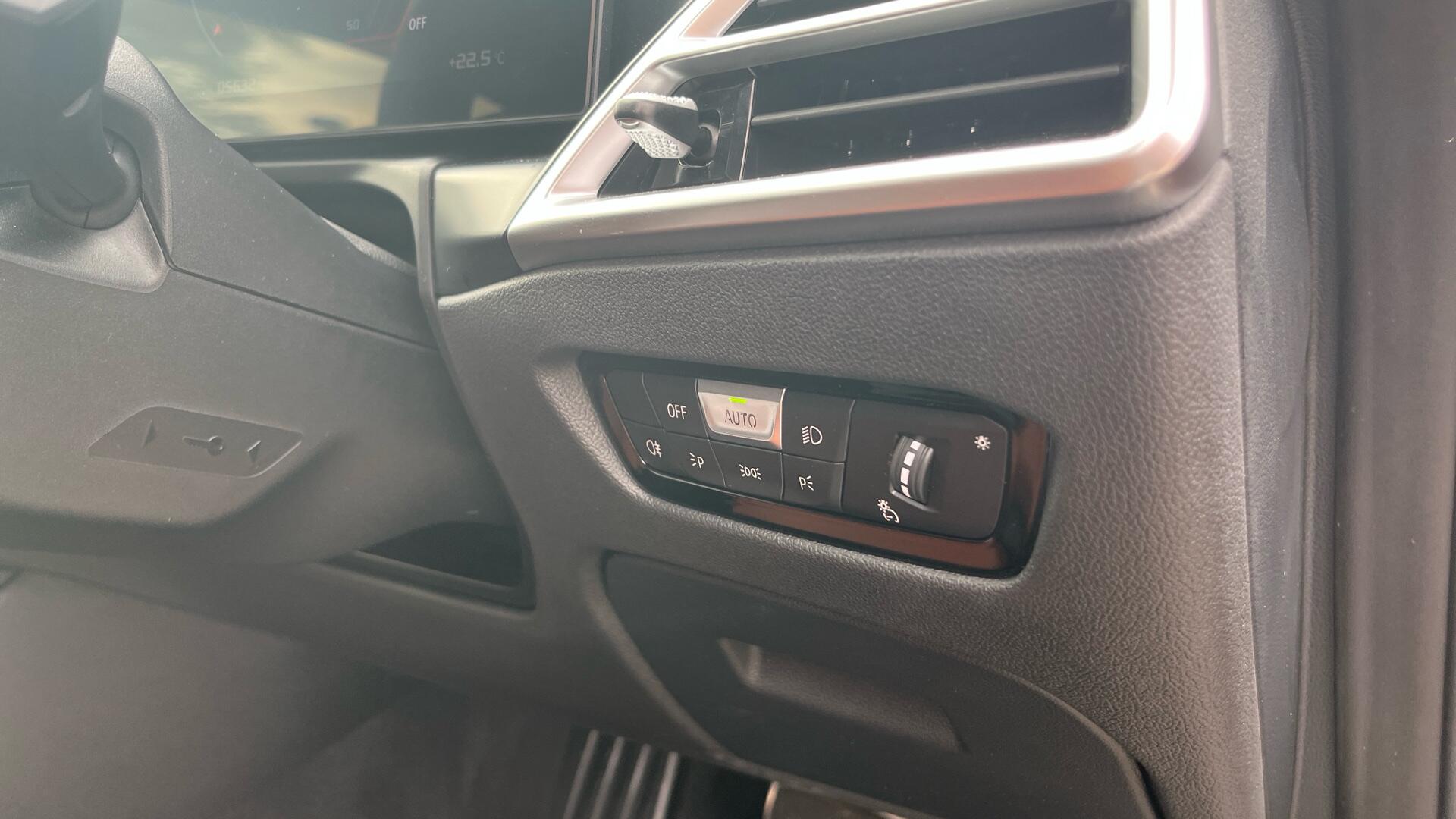 BMW M4 view 30