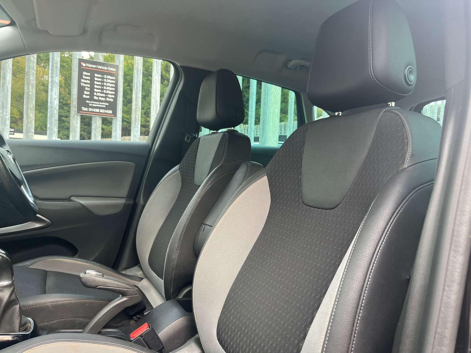 Vauxhall Crossland X view 47