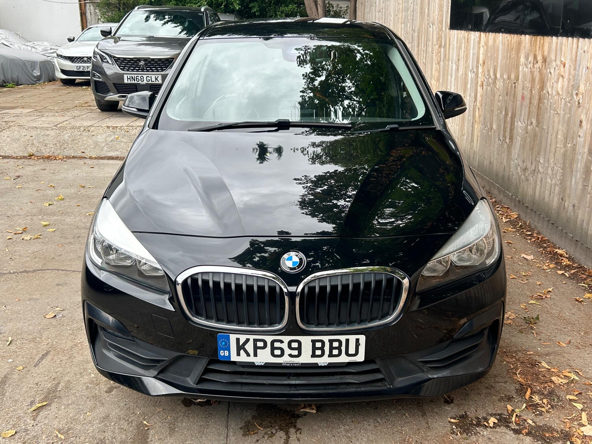 BMW 2 Series view 21