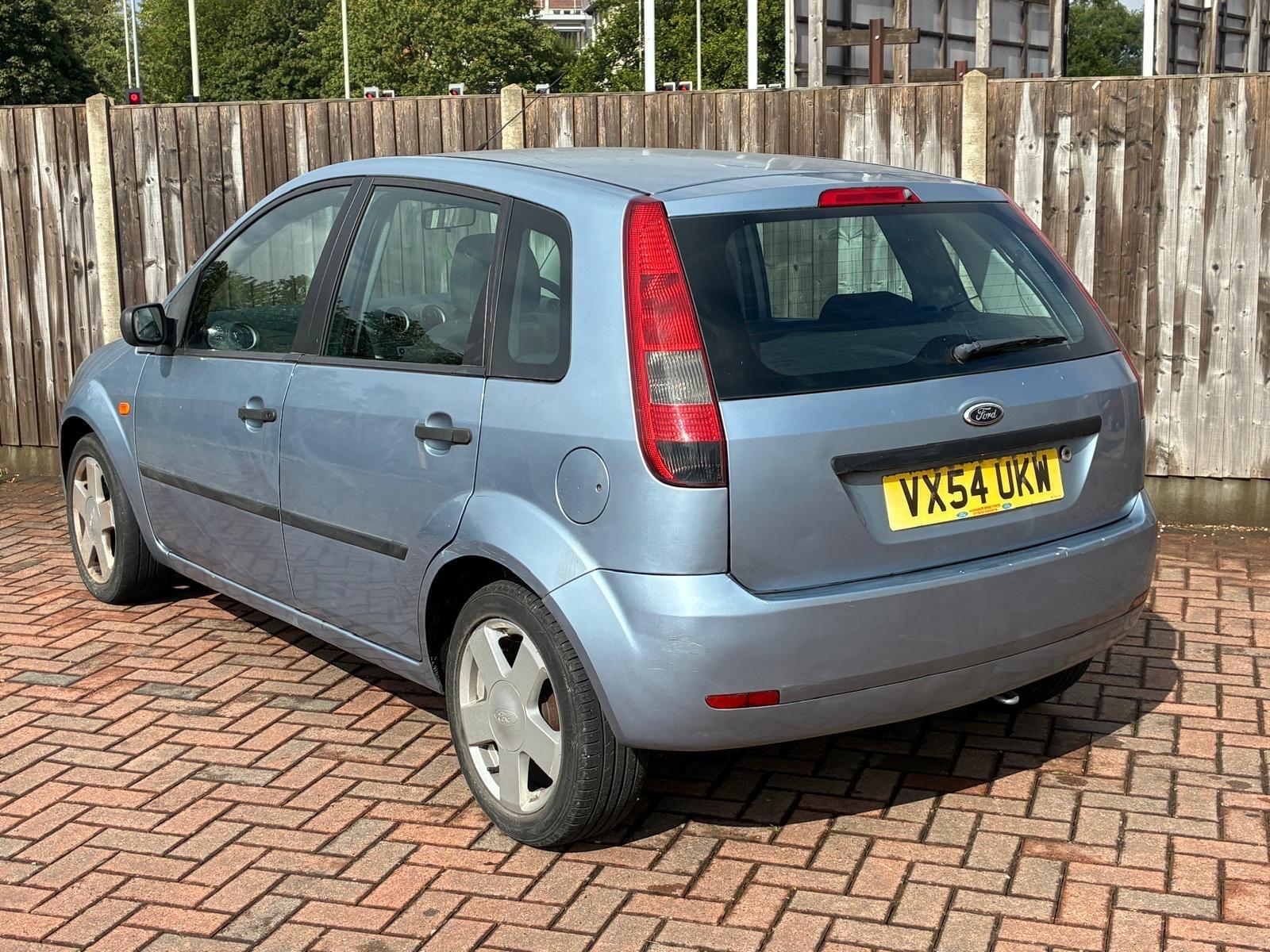 Ford Fiesta view 6