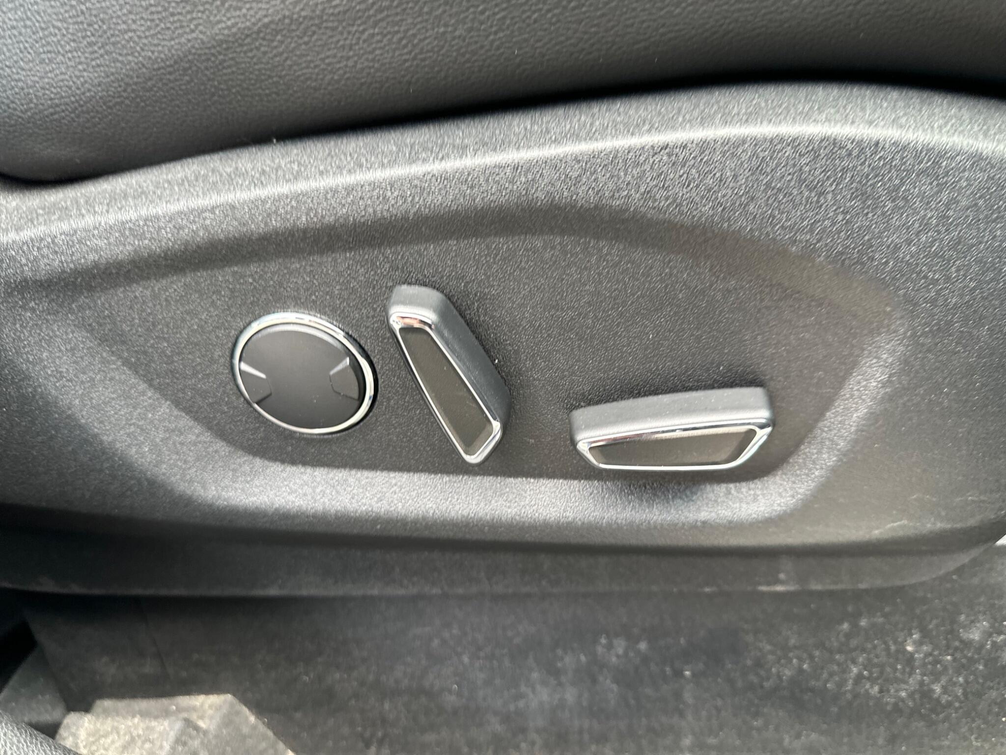 Ford S-Max view 20