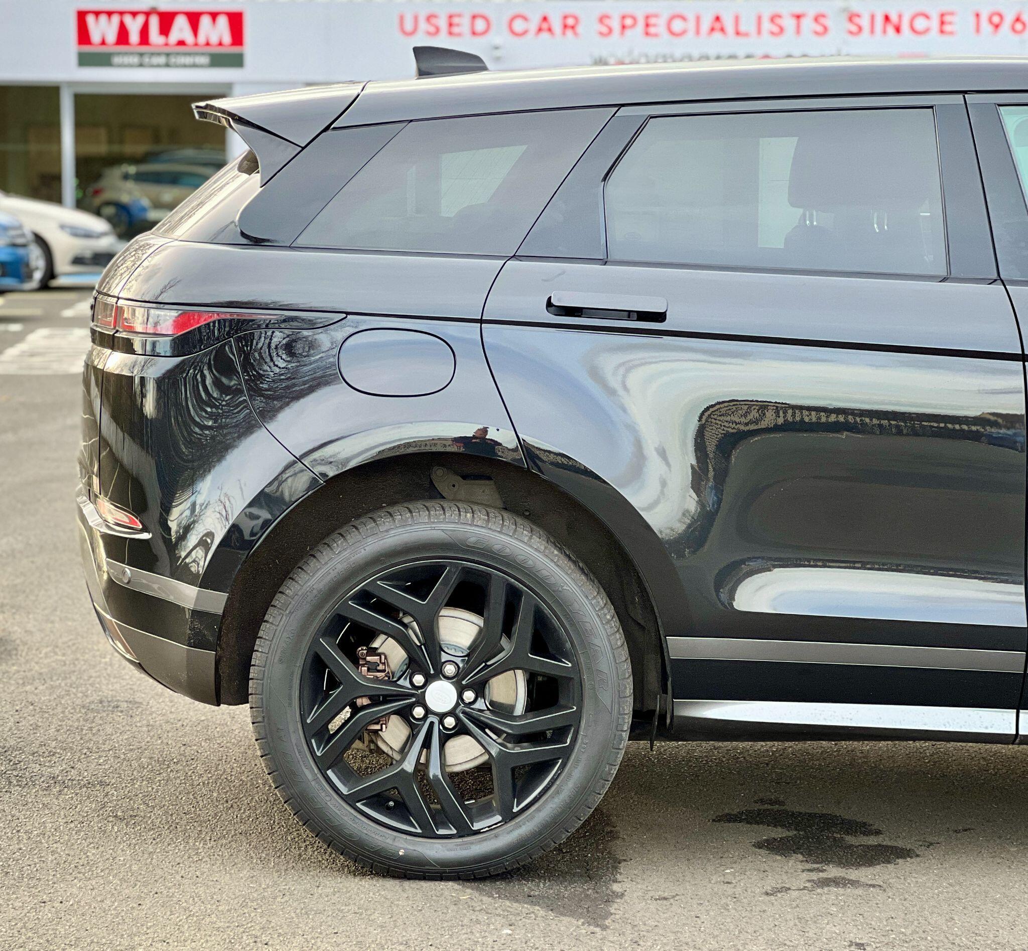 Land Rover Range Rover Evoque view 26